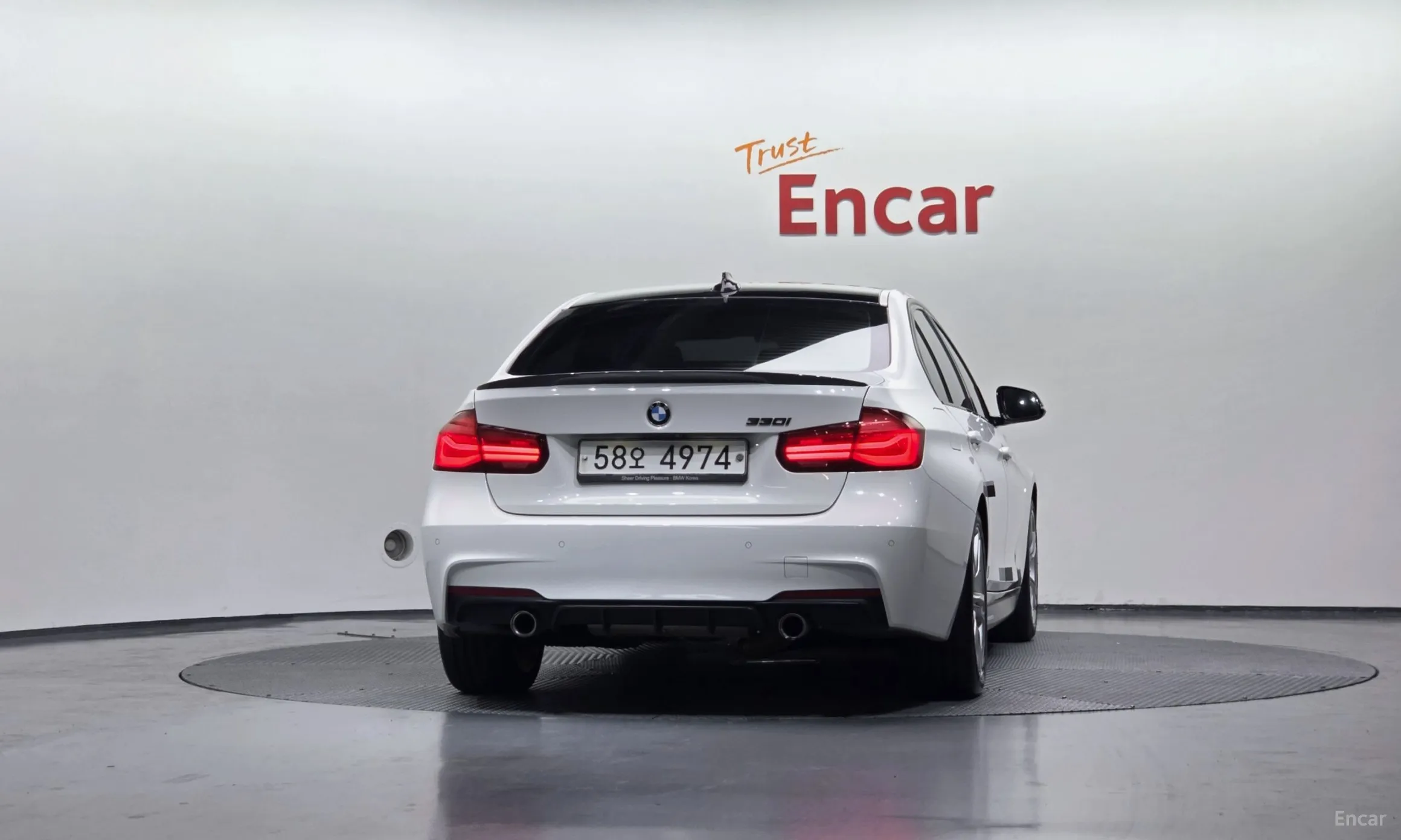 BMW 3 Series (F30) превью 4