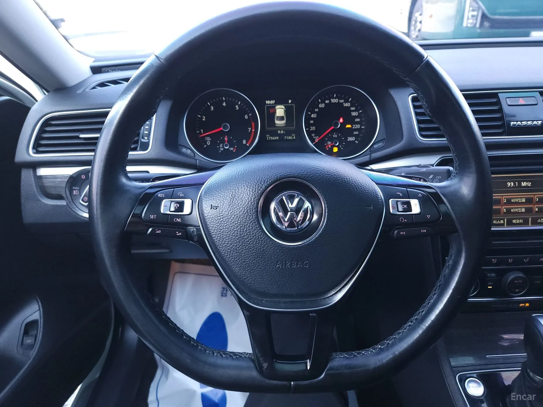 Volkswagen The New Passat превью 17