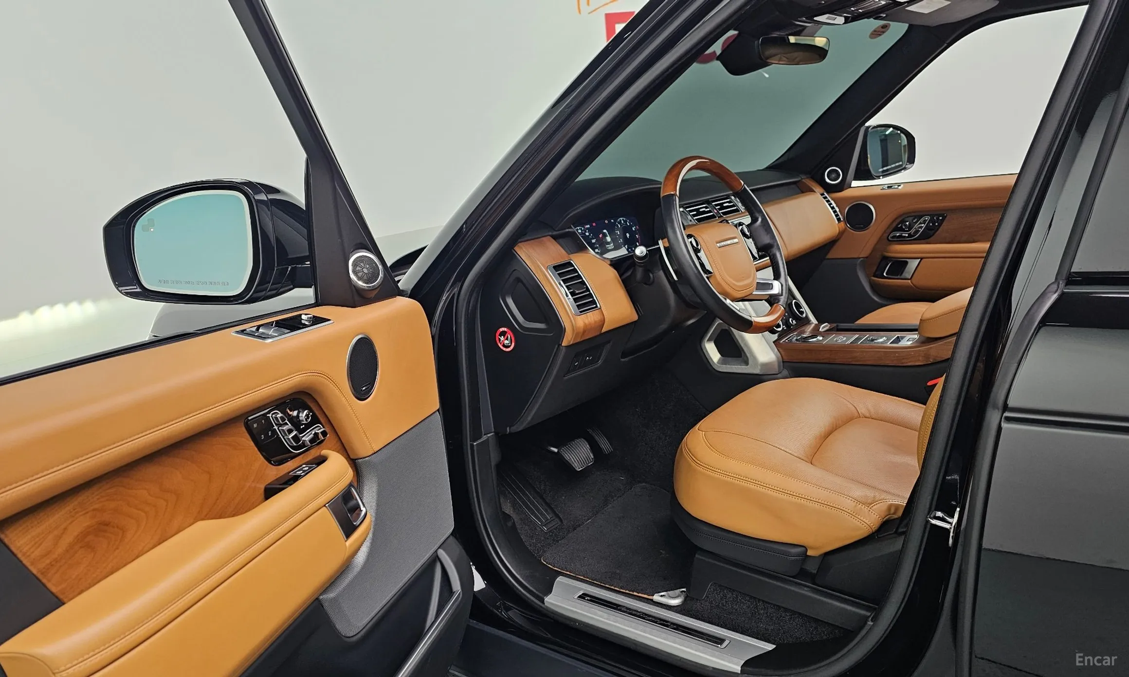 Land Rover Range Rover 4th Generation превью 10