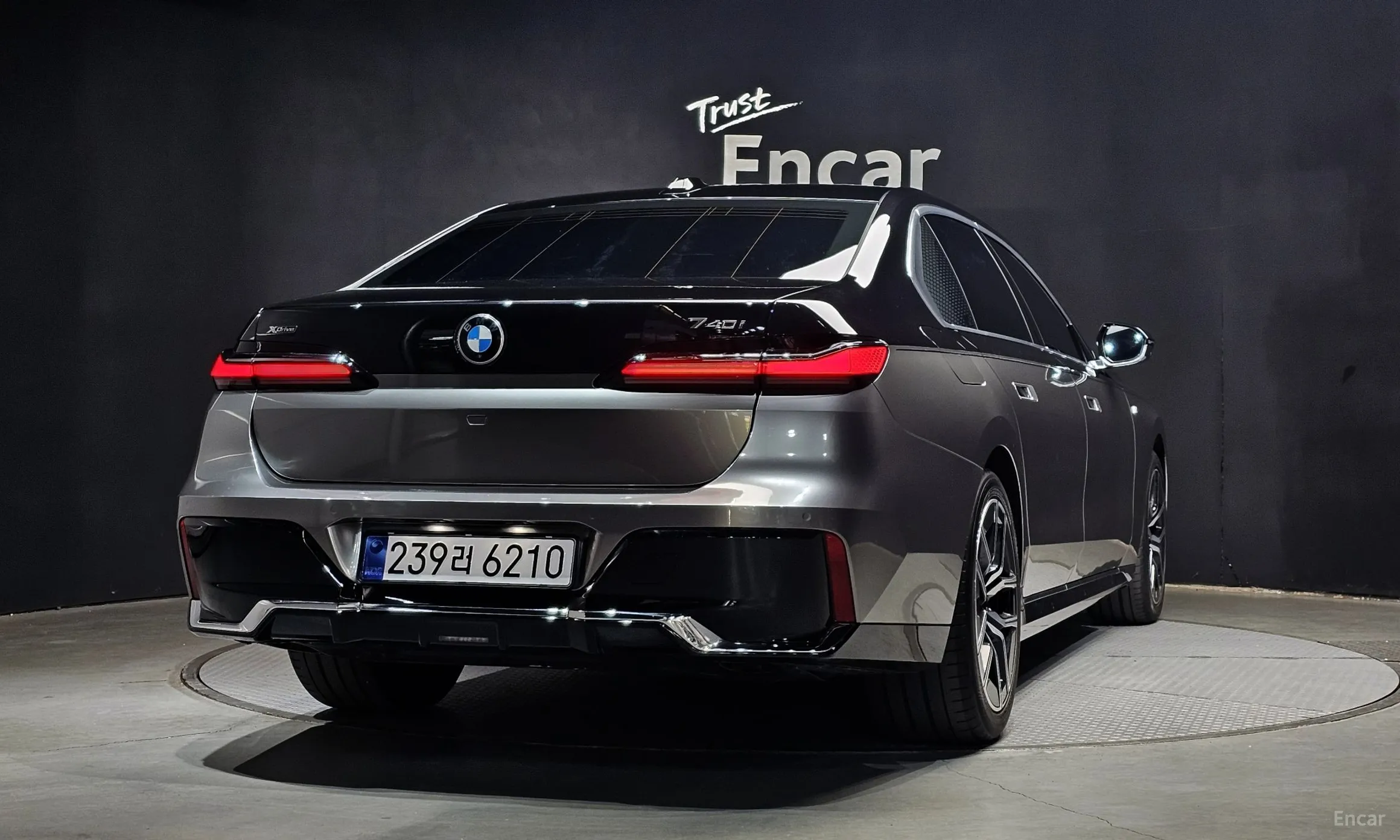 BMW 7 Series (G70)
