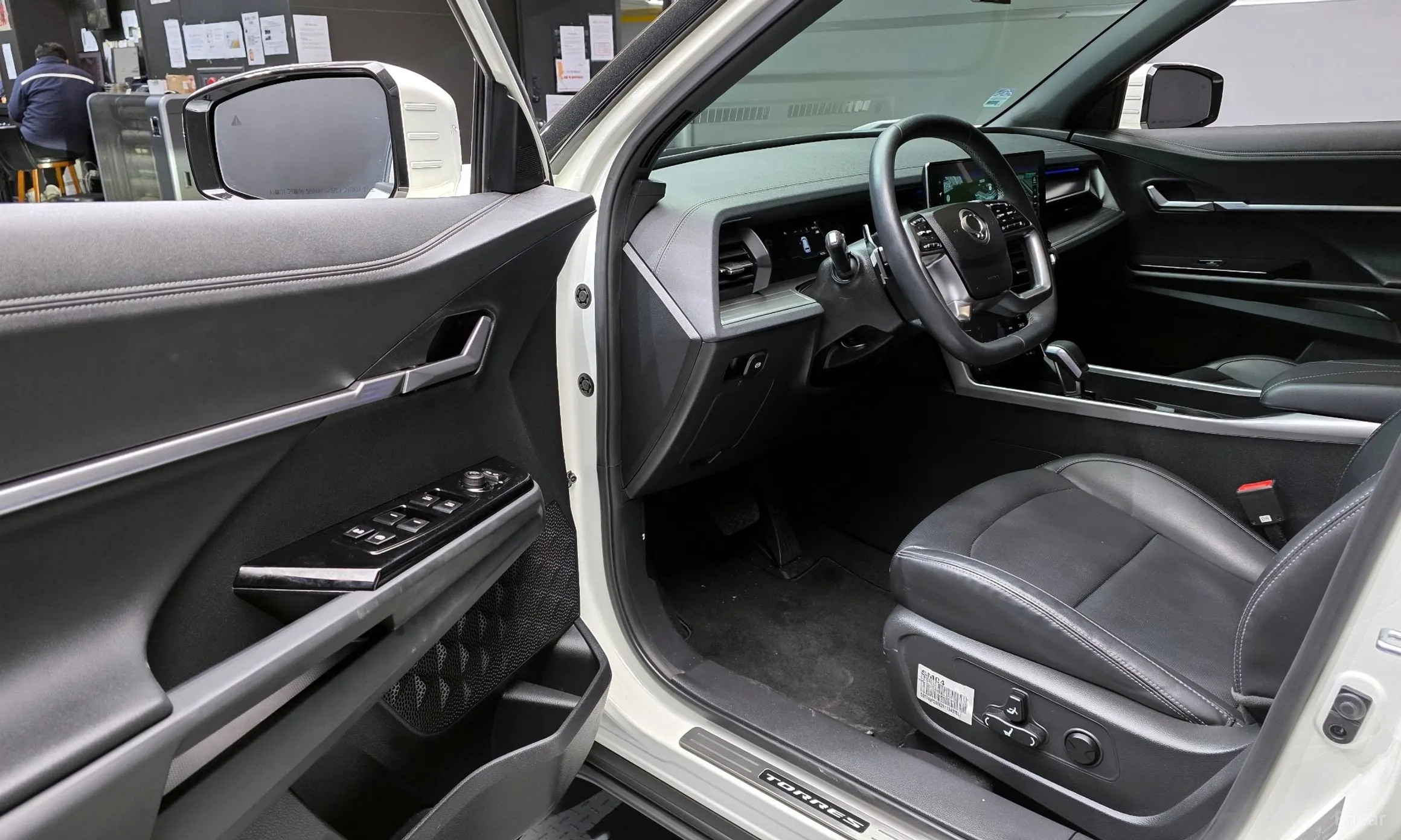 KG Mobility (SsangYong) Torres превью 11