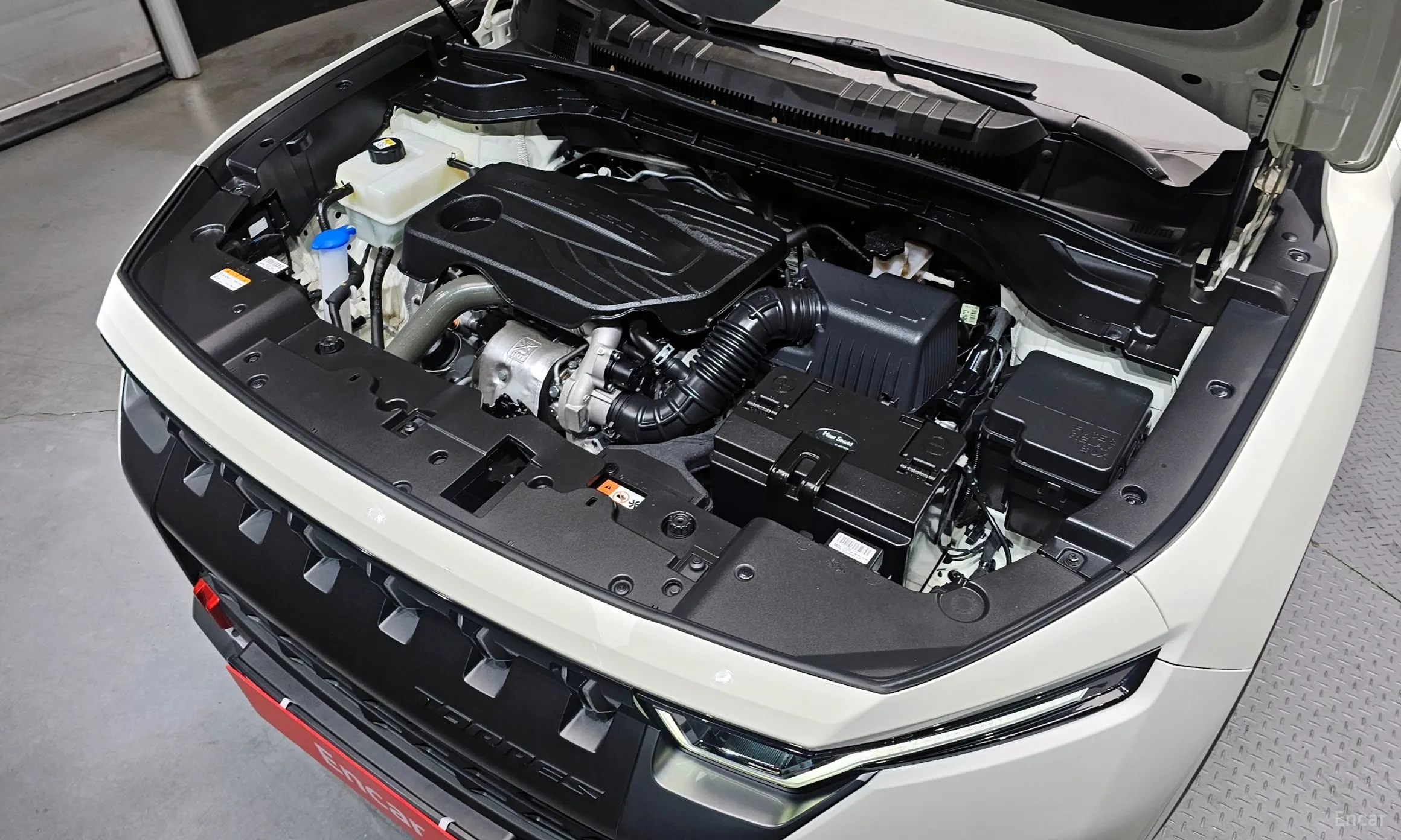 KG Mobility (SsangYong) Torres превью 6