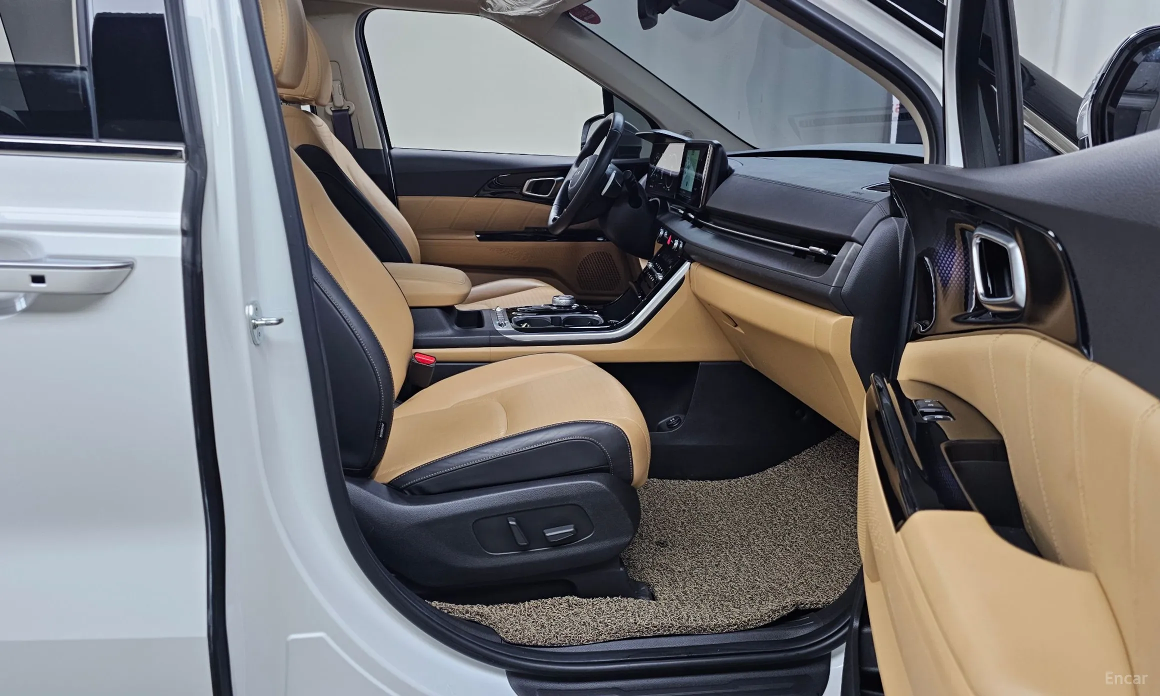 Kia Carnival Gen 4 превью 11