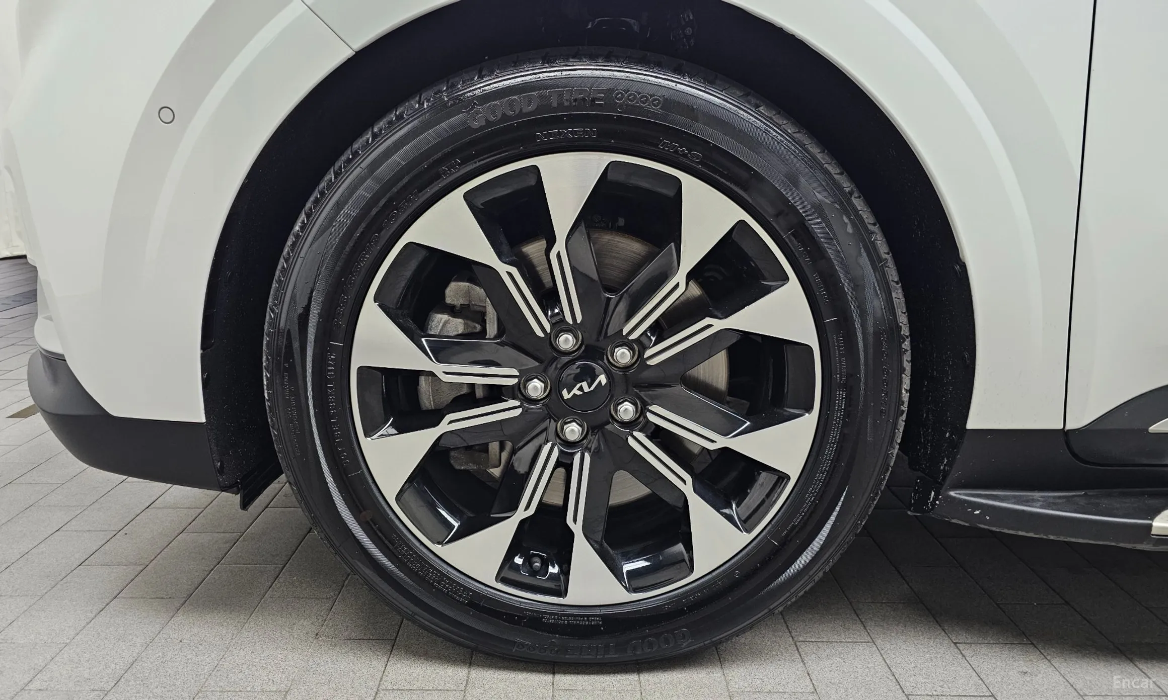 Kia Carnival Gen 4 превью 5