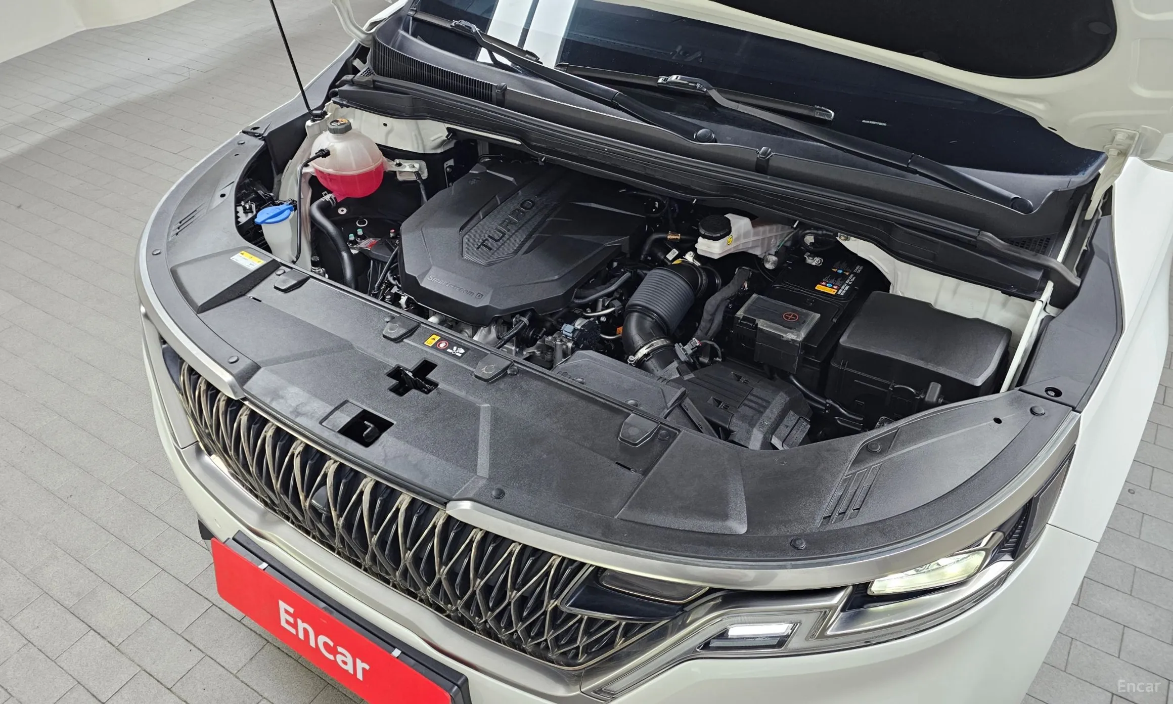 Kia Carnival Gen 4 превью 6