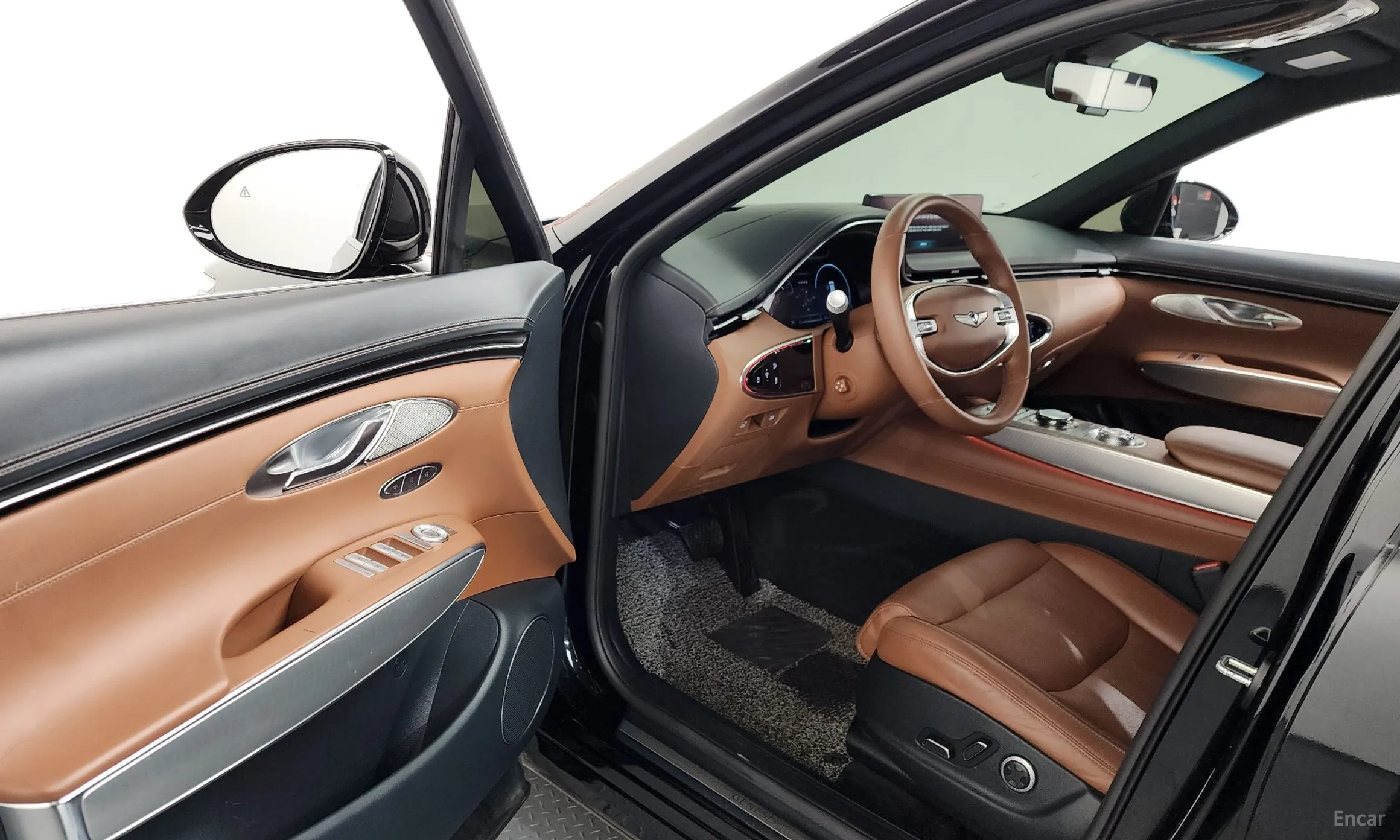 Genesis GV70 превью 10