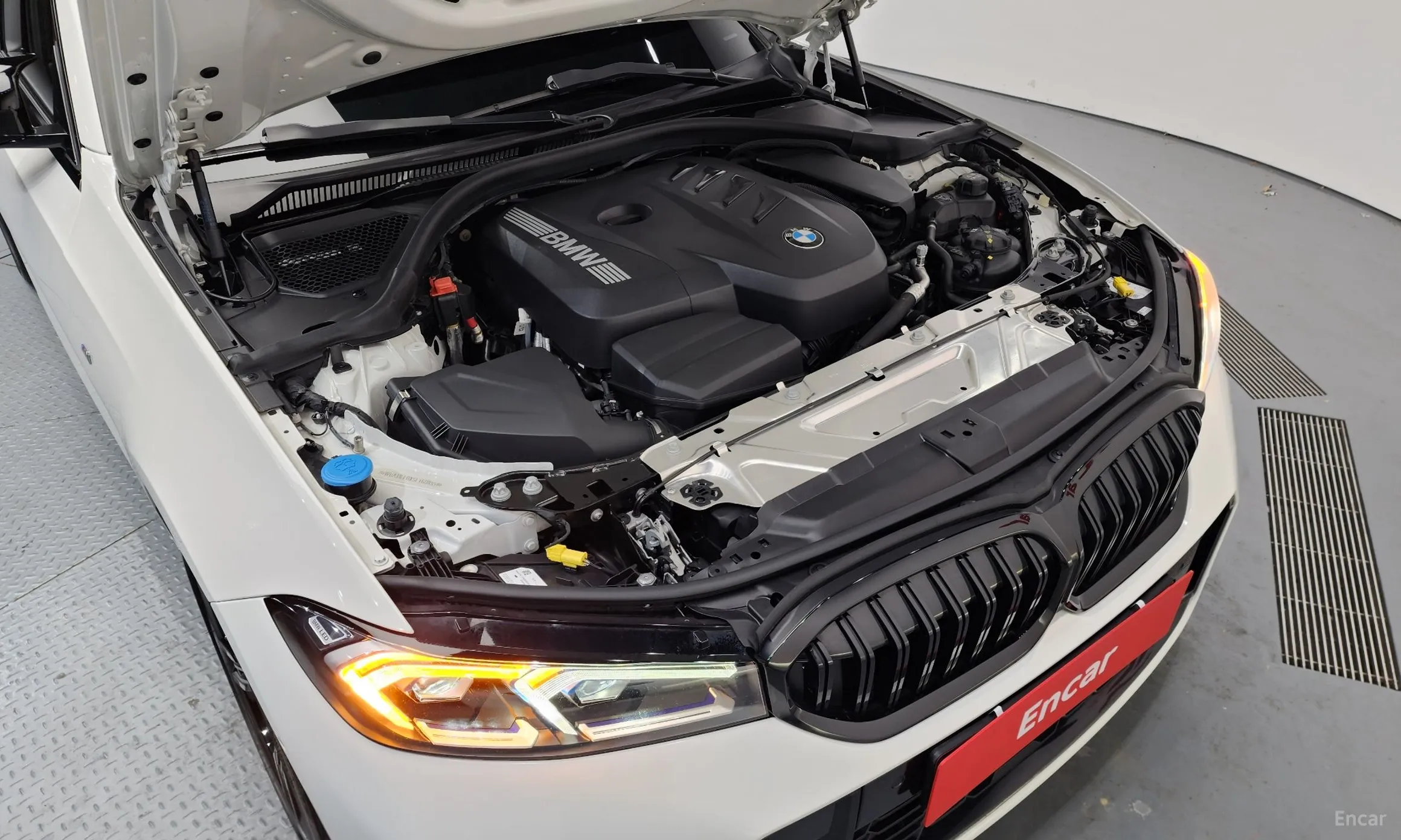 BMW 3 Series (G20) превью 6