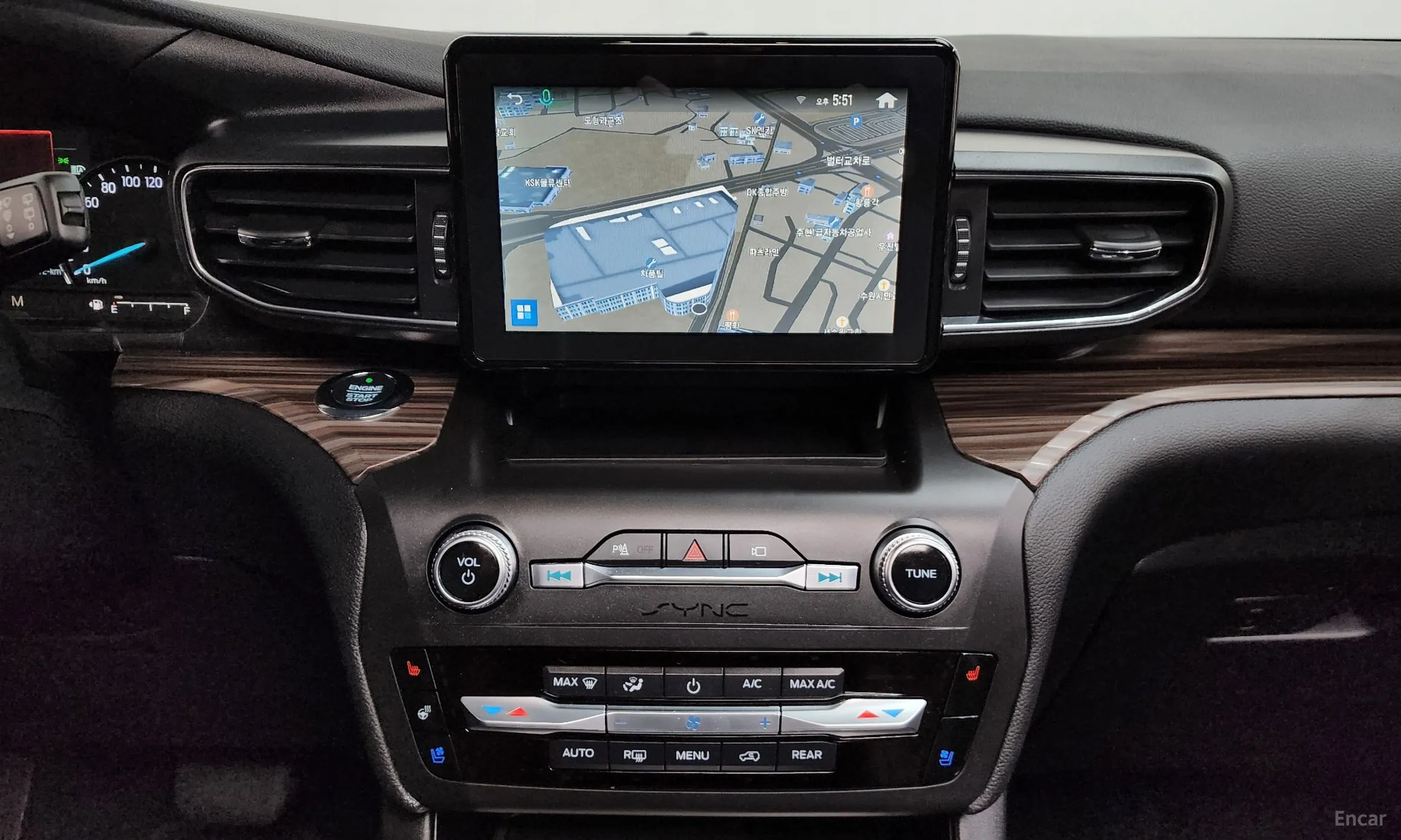 Ford Explorer 6th Generation превью 14
