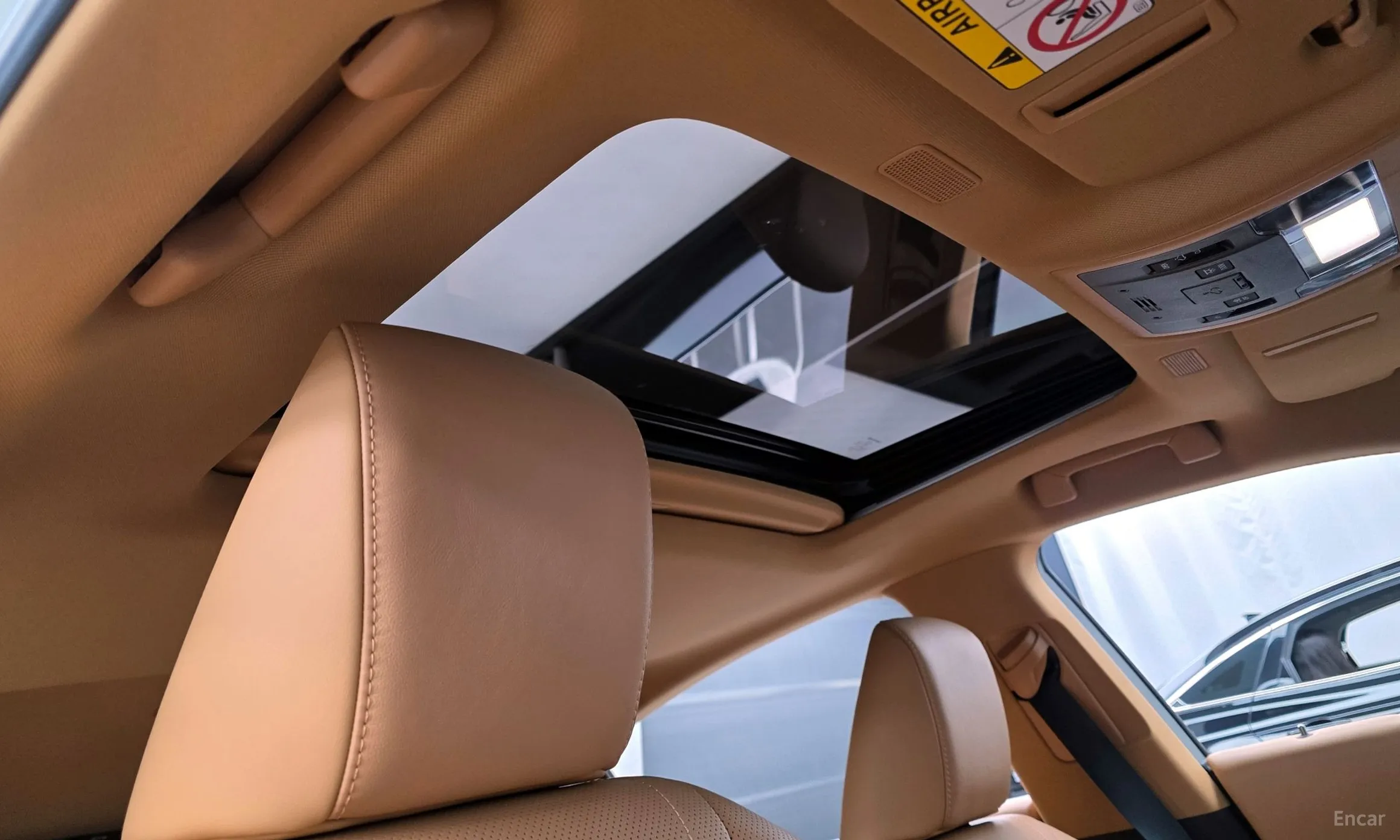 Lexus ES300h 7th Generation превью 17