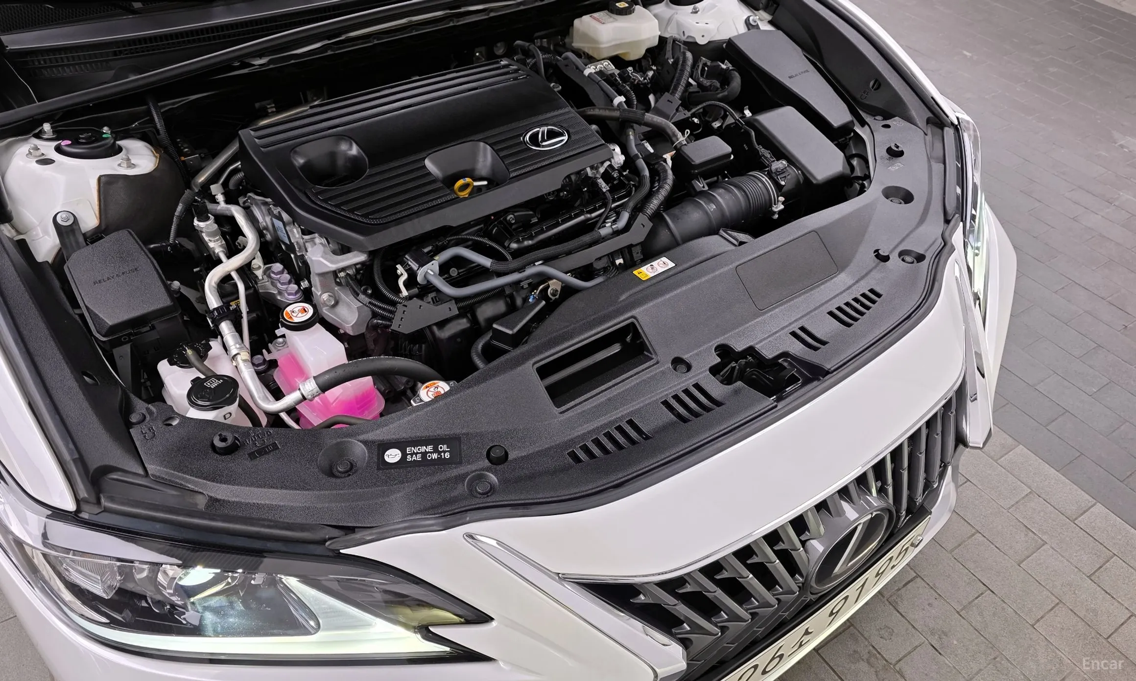 Lexus ES300h 7th Generation превью 6