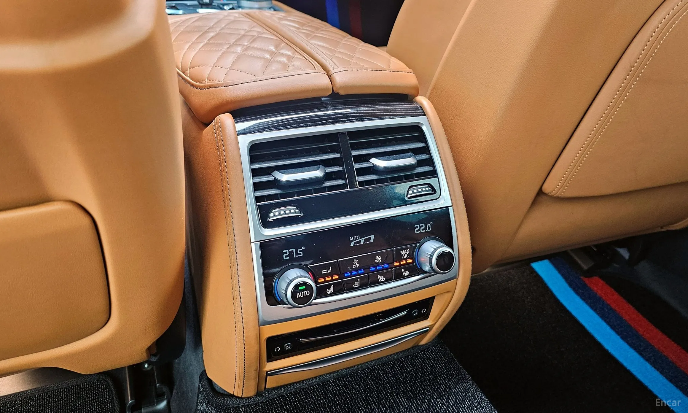 BMW 7 Series (G11) превью 17