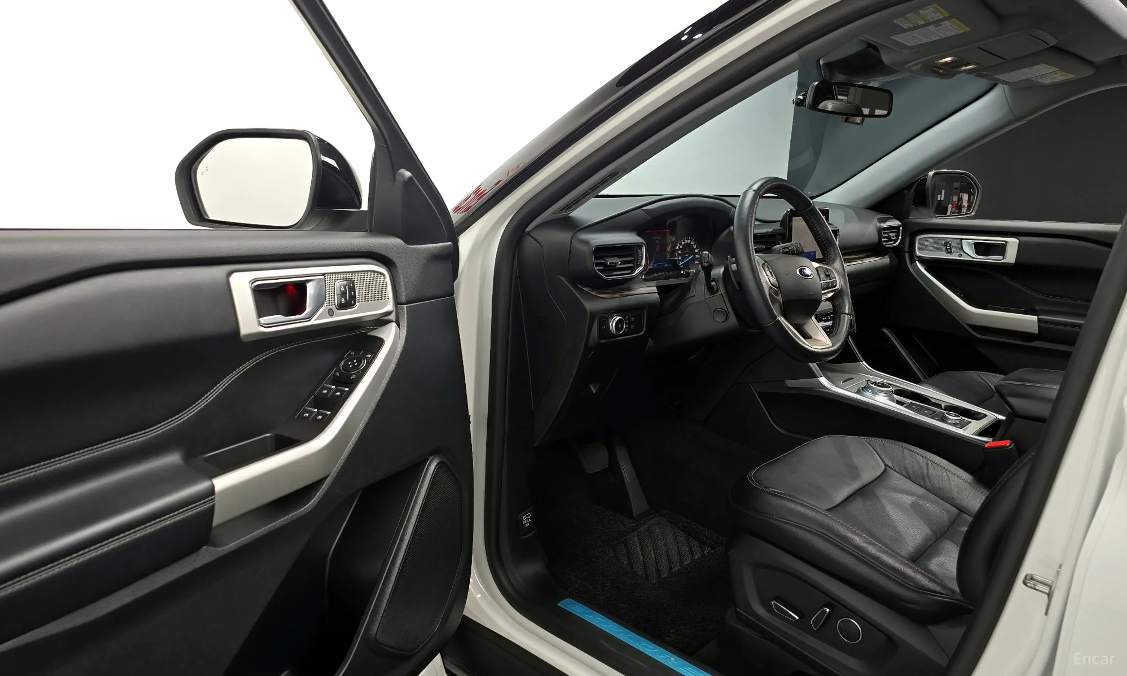 Ford Explorer 6th Generation превью 11