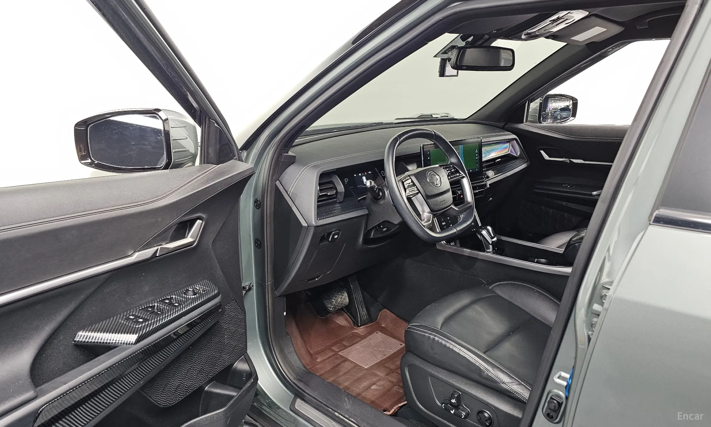 KG Mobility (SsangYong) Torres превью 10
