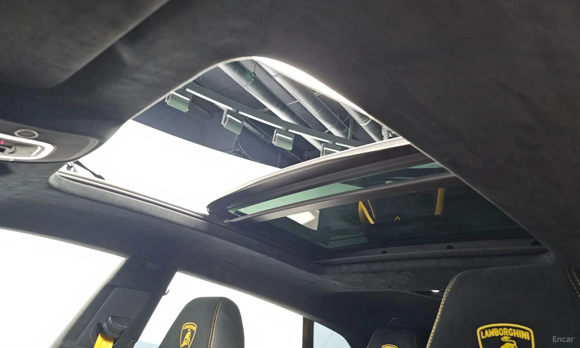Lamborghini Urus превью 17