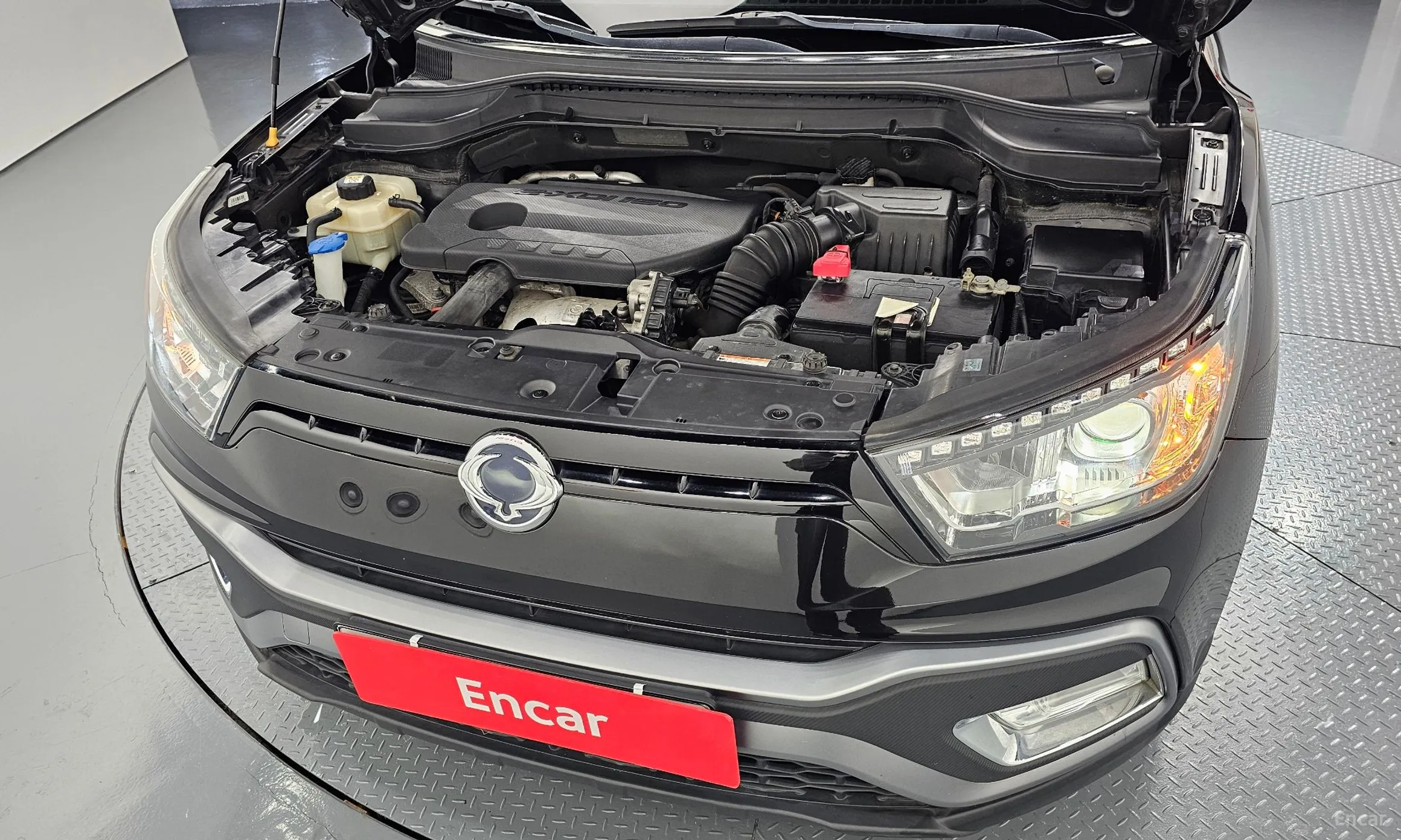 KG Mobility (SsangYong) Tivoli Air превью 6
