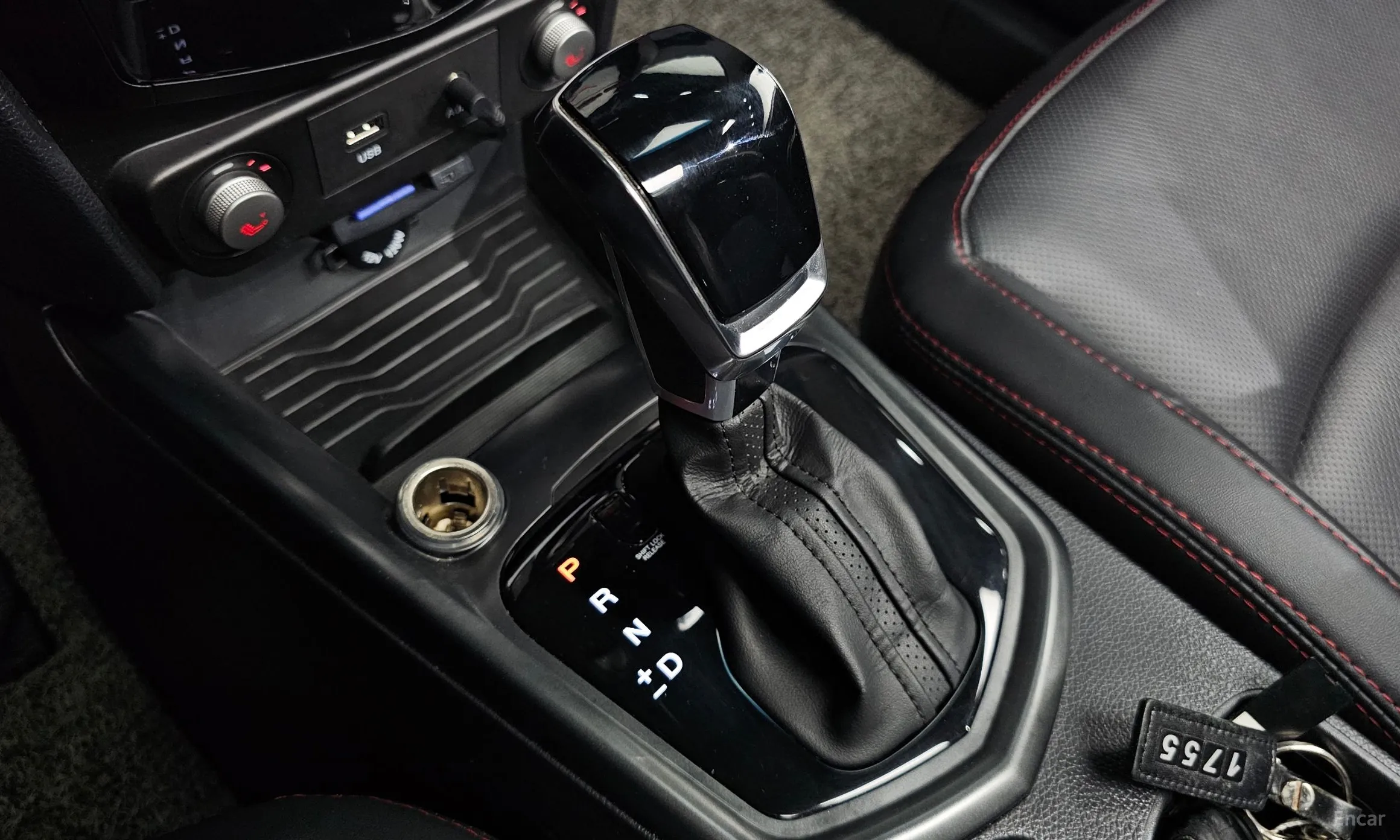 KG Mobility (SsangYong) Tivoli Air превью 9