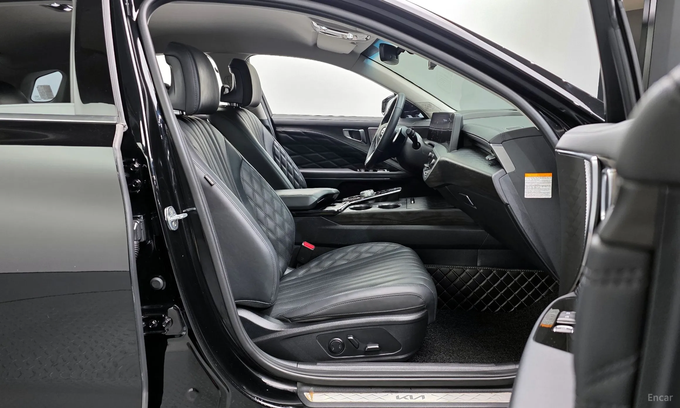 Kia K8 Hybrid превью 10