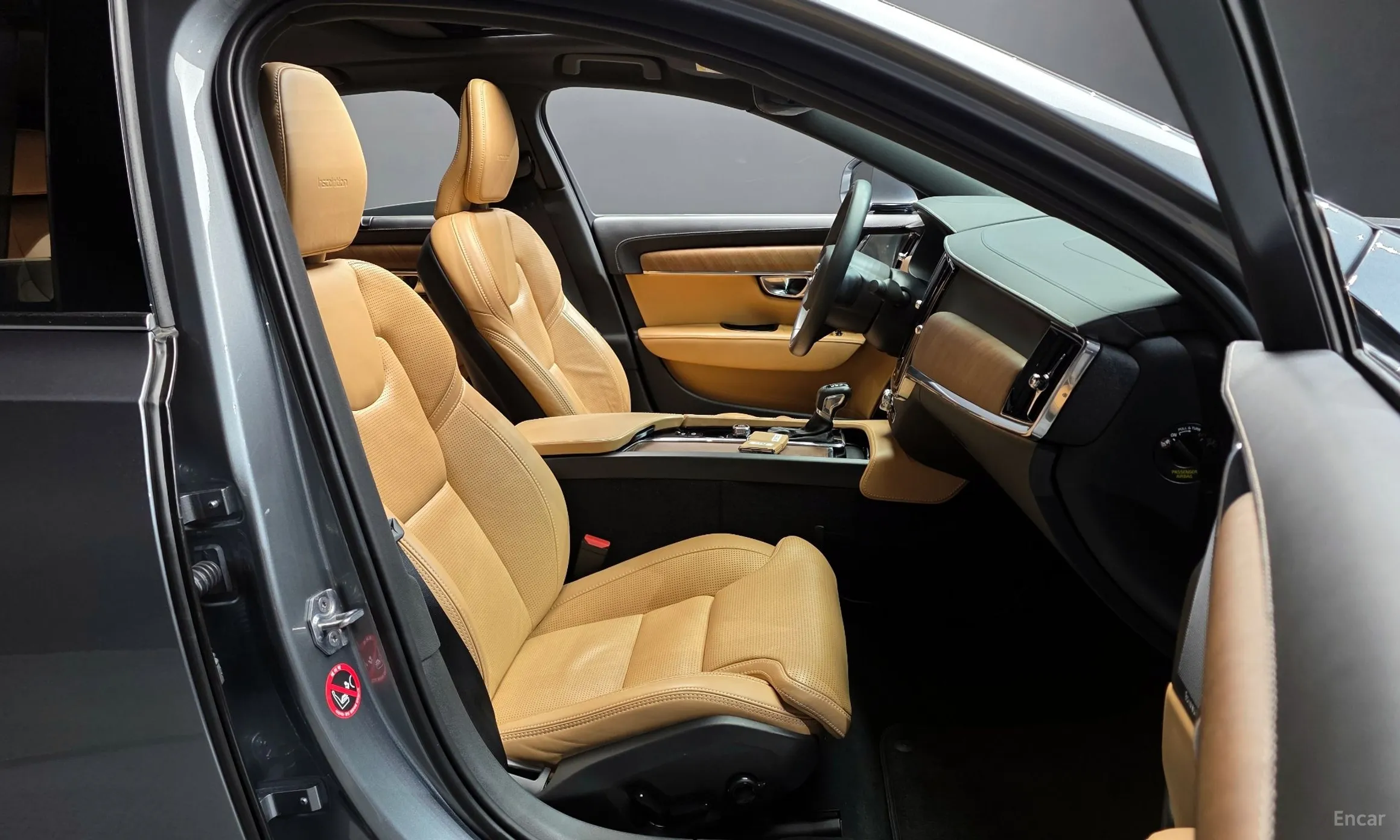 Volvo S90 превью 10
