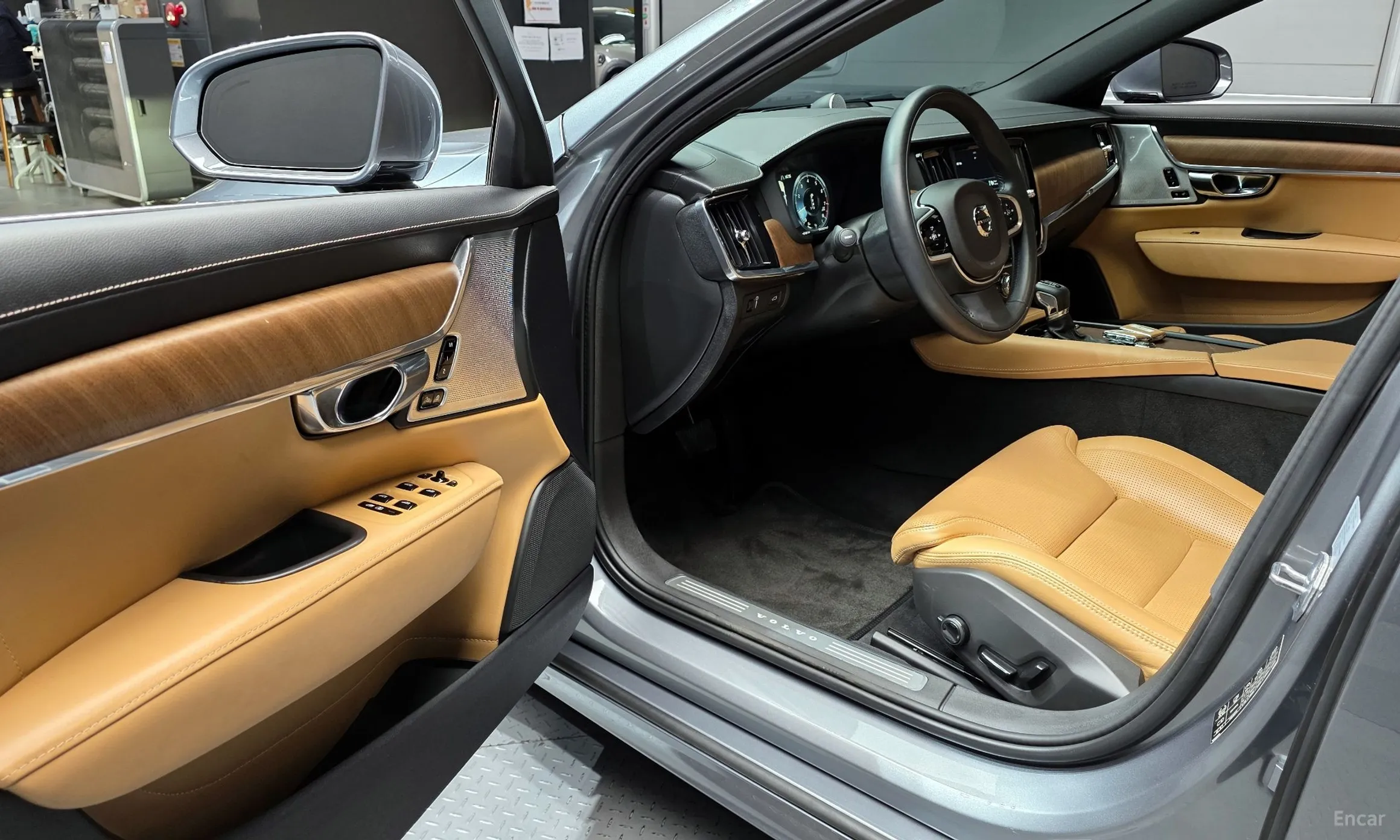Volvo S90 превью 11