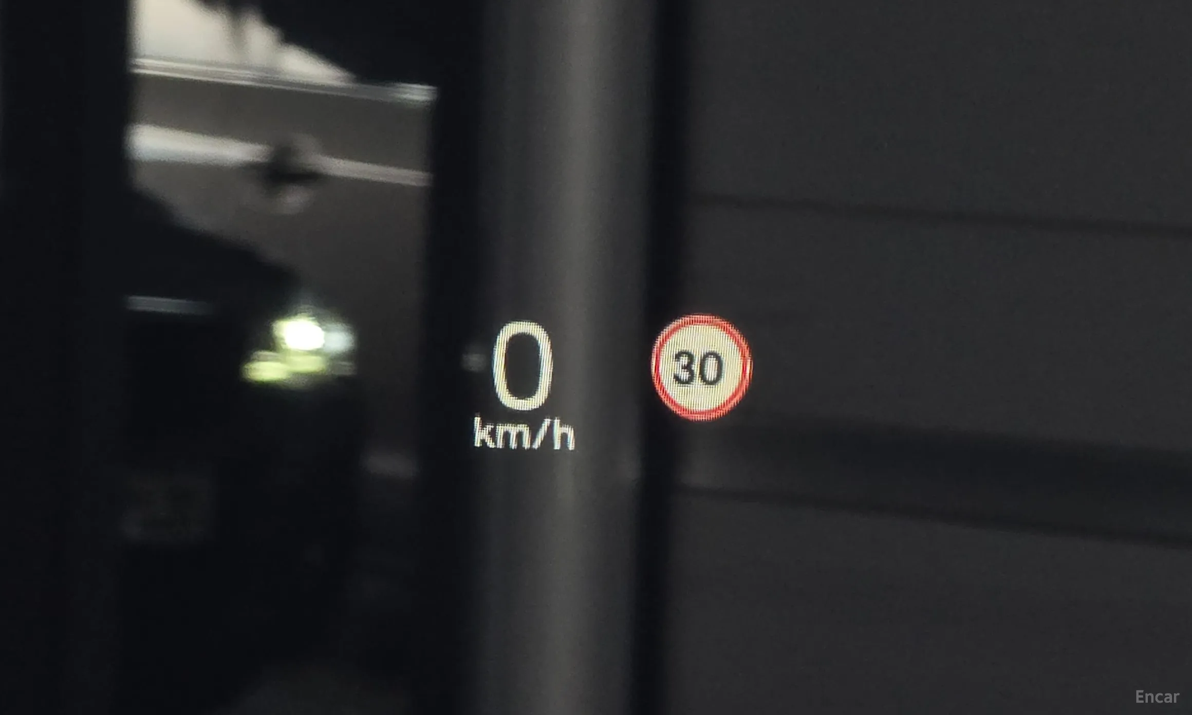 Volvo S90 превью 17