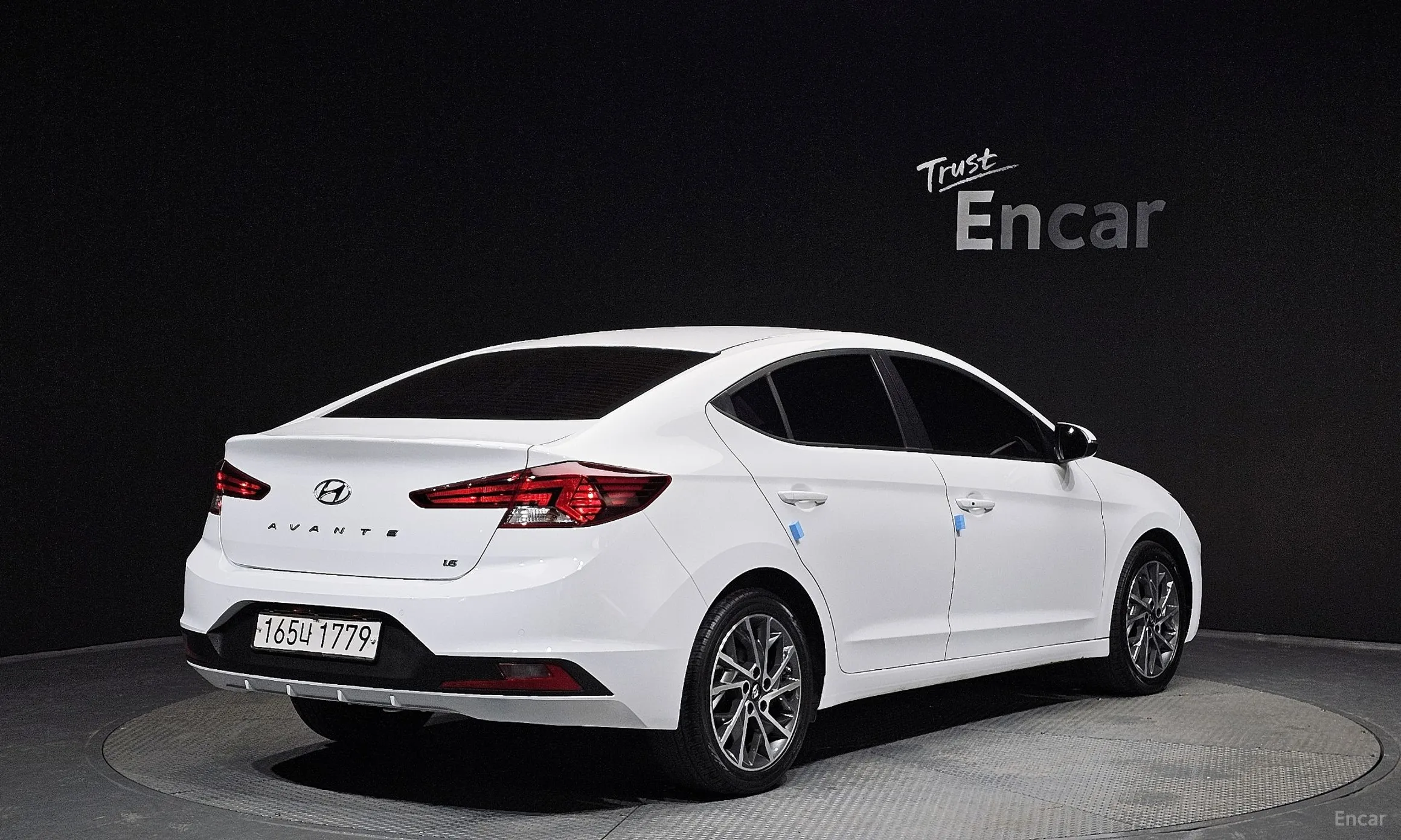 Hyundai Avante AD