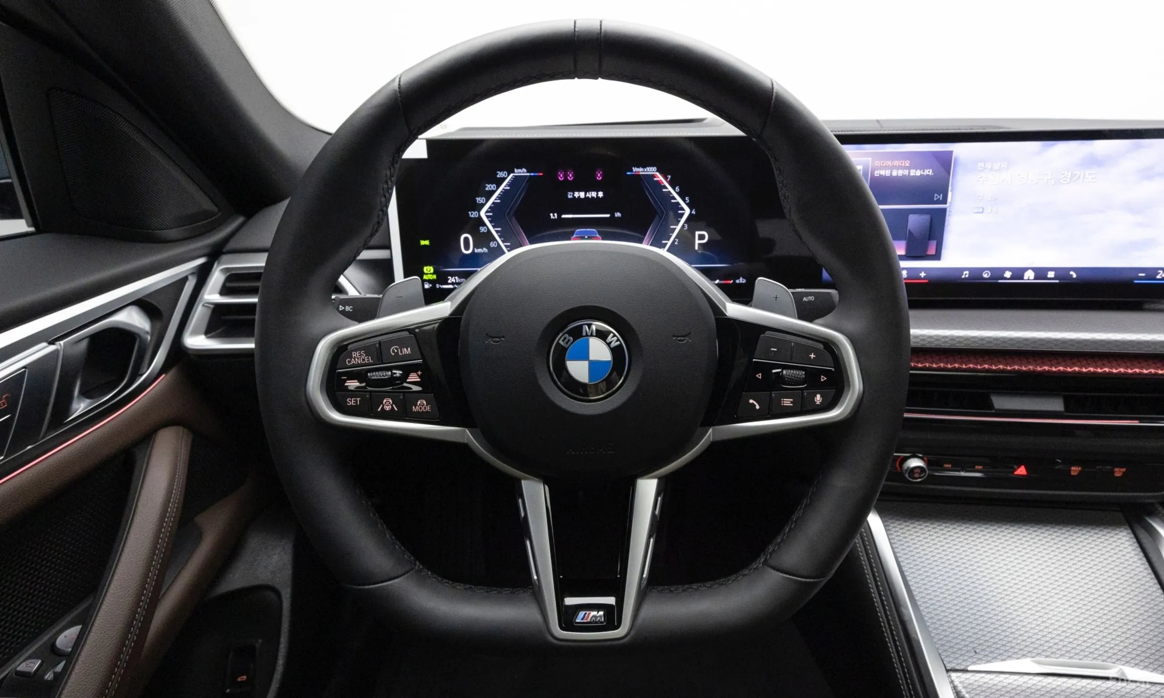 BMW Series 4 (G22) превью 12