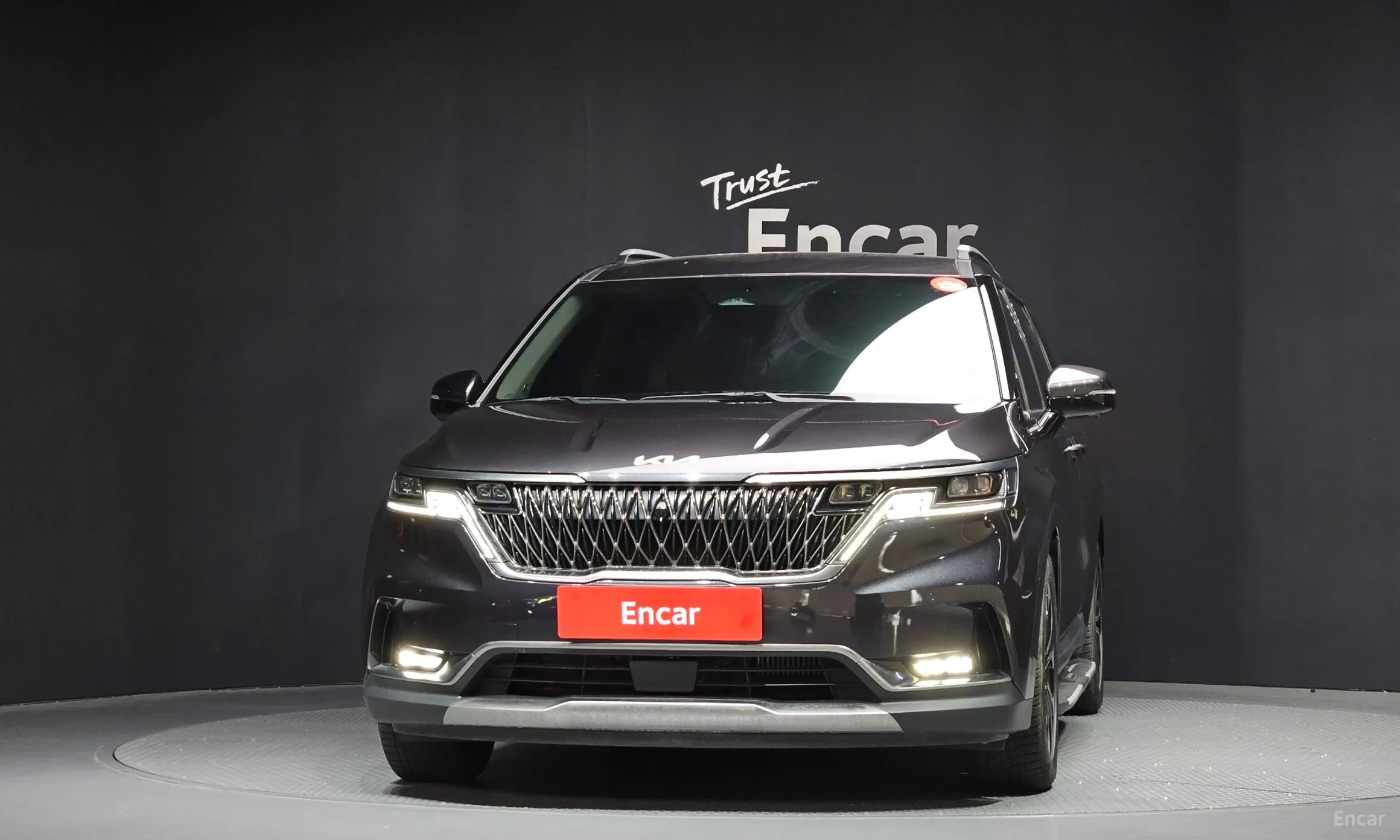 Kia Carnival Gen 4 превью 3