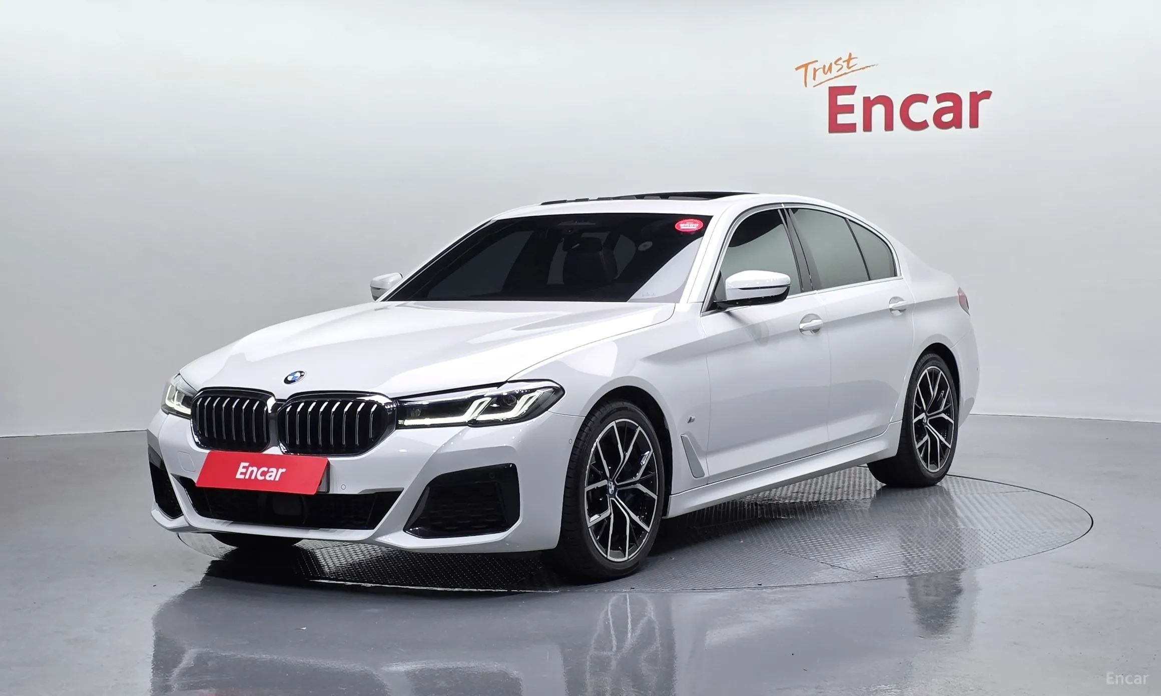 BMW 5 Series (G30)