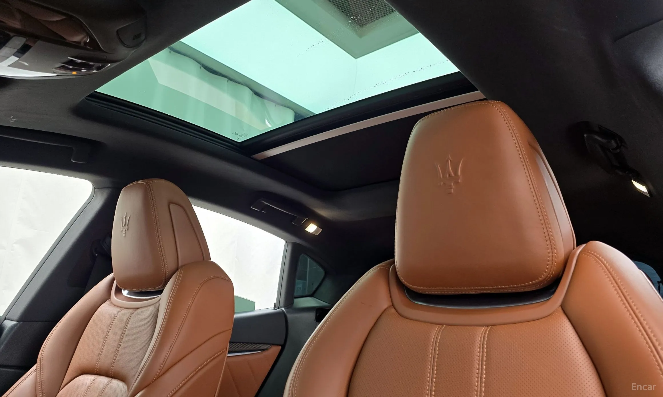 Maserati Levante превью 18