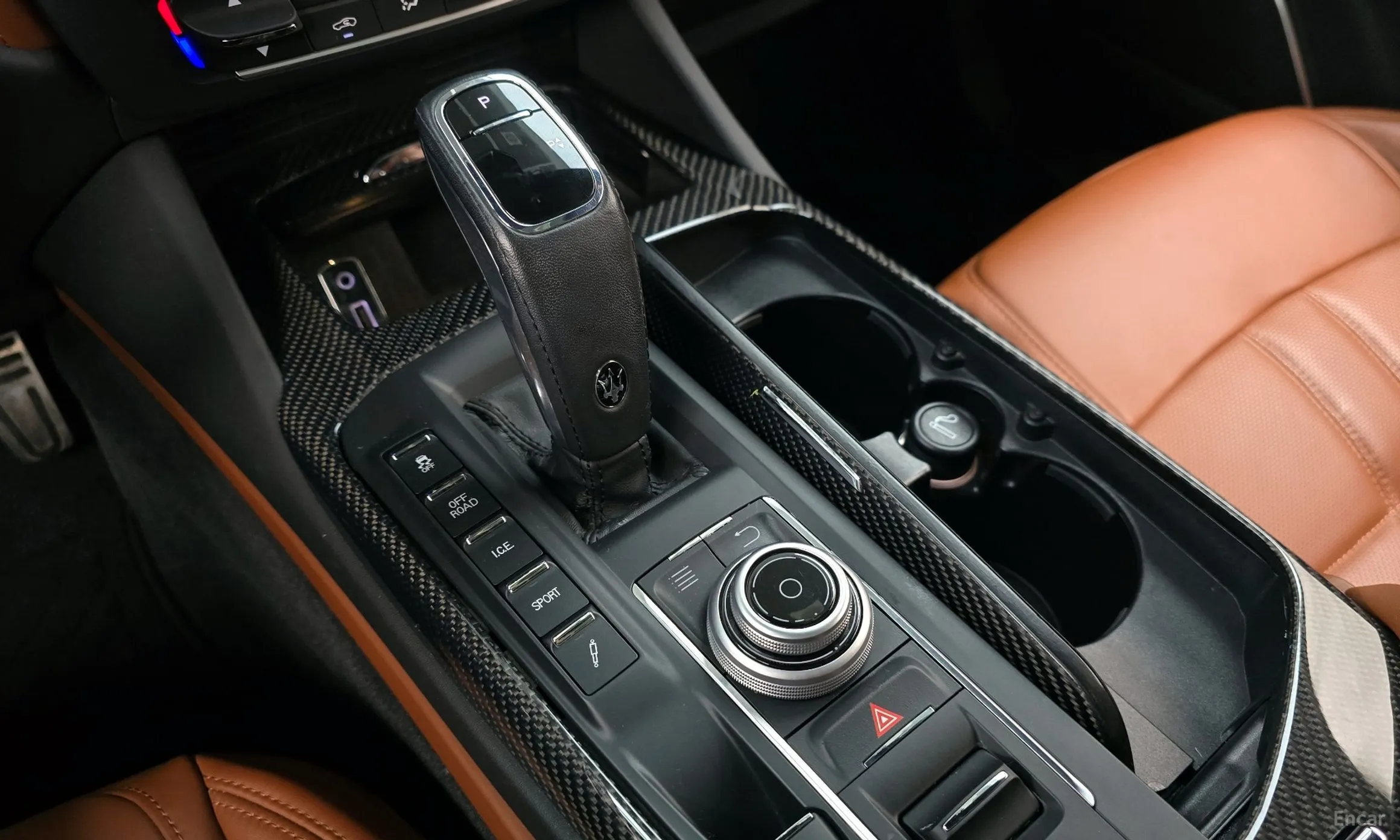 Maserati Levante превью 9
