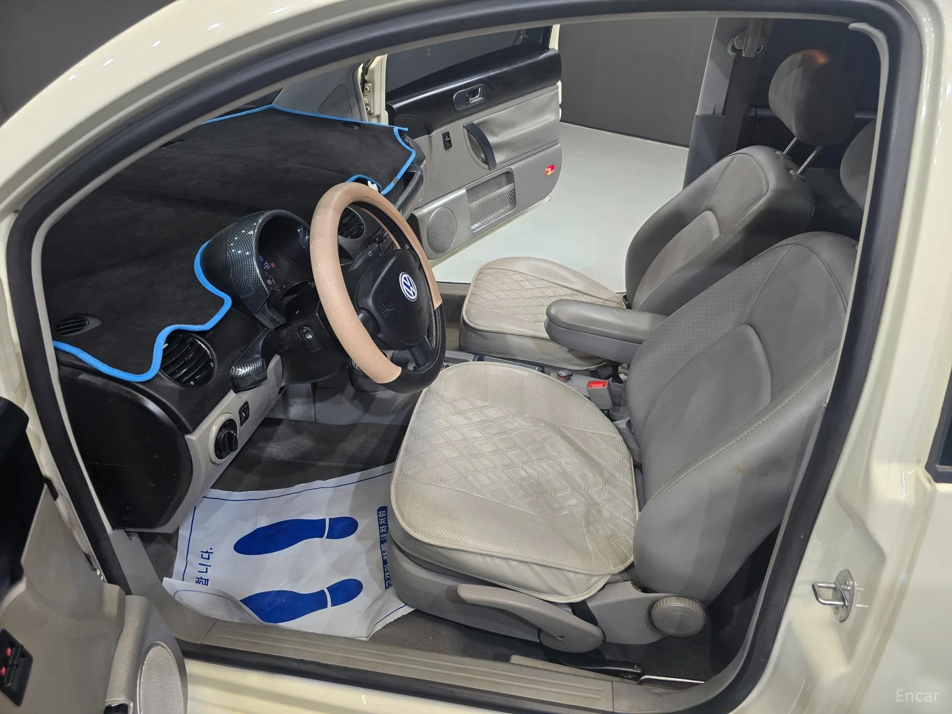 Volkswagen New Beetle превью 17