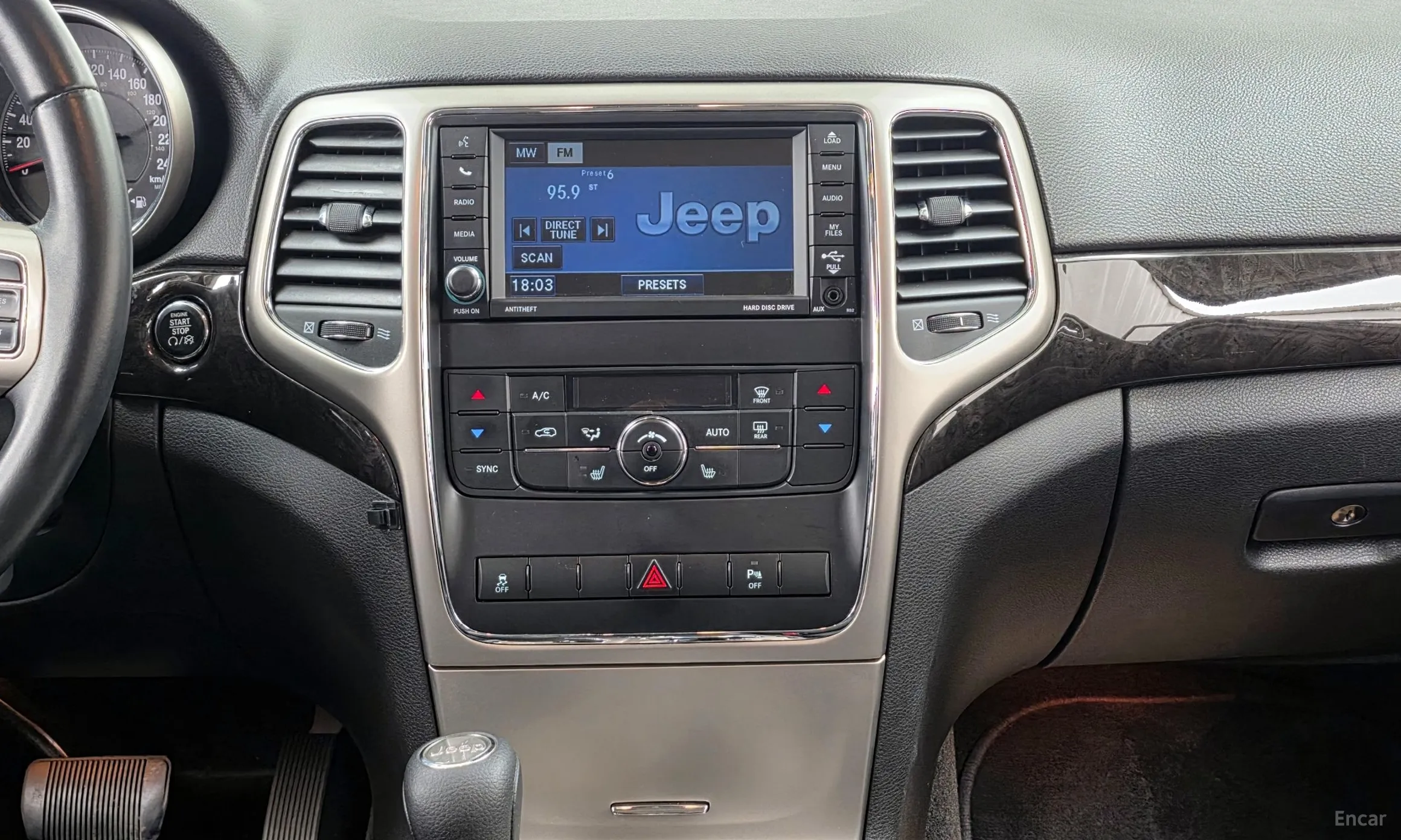 Jeep Grand Cherokee превью 14