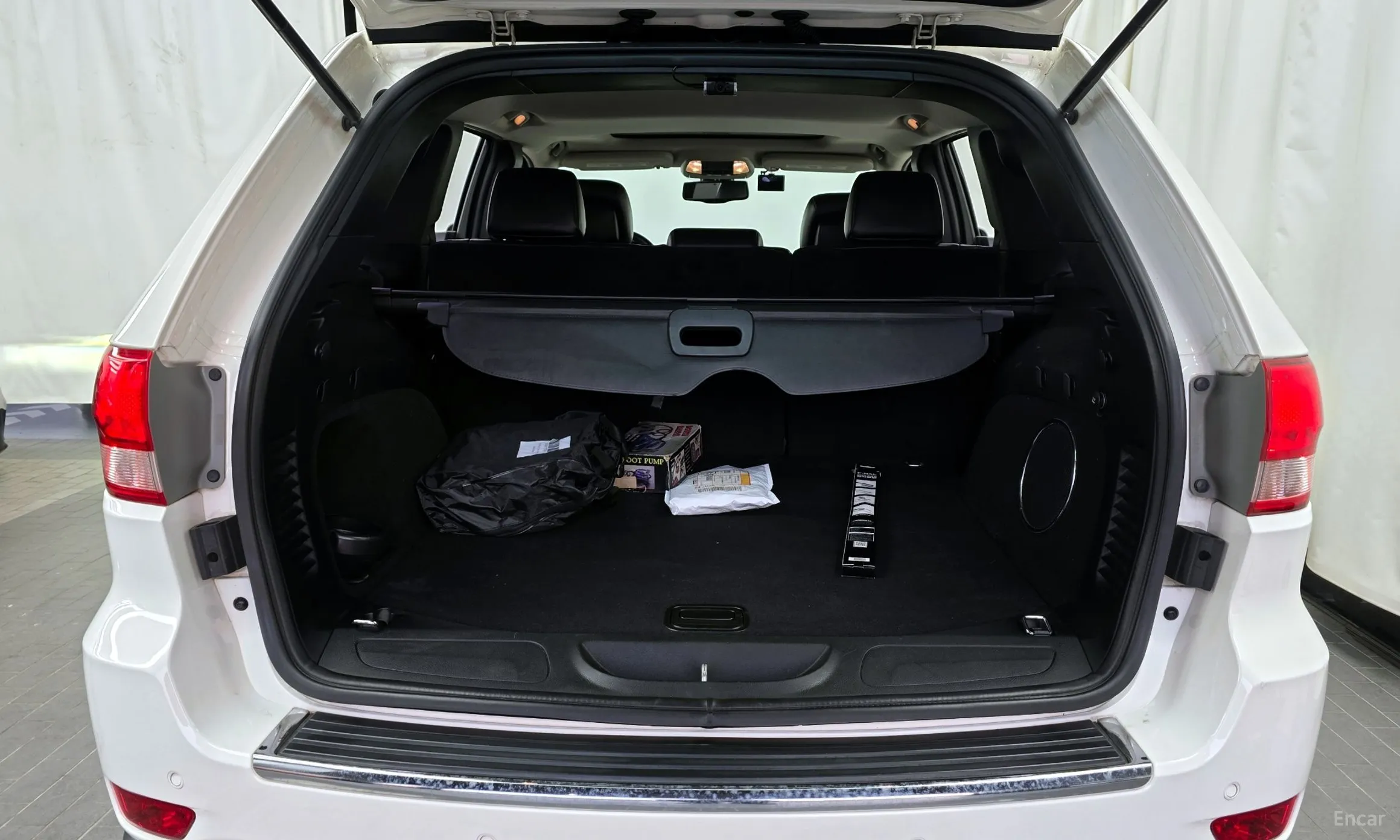 Jeep Grand Cherokee превью 20