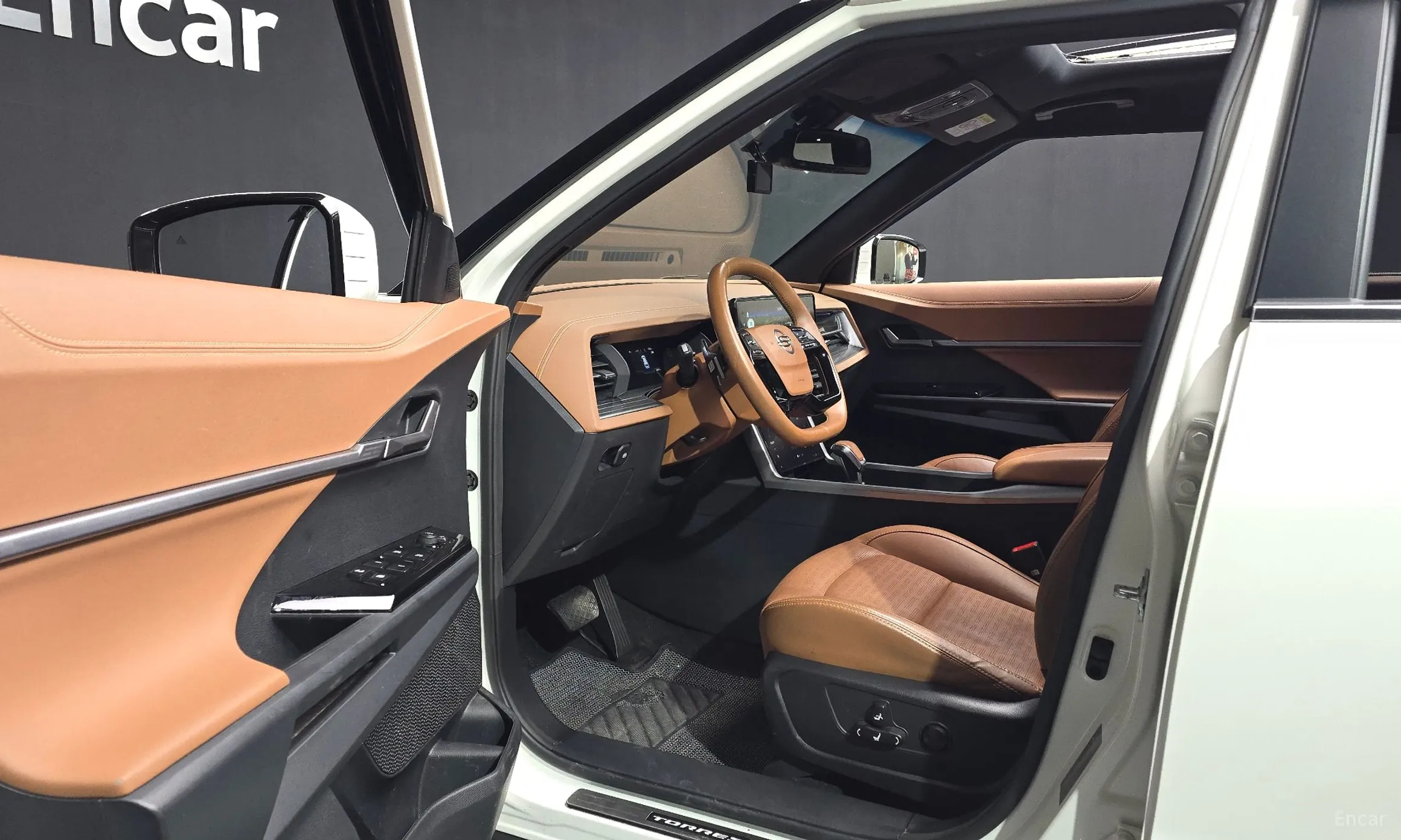 KG Mobility (SsangYong) Torres превью 10