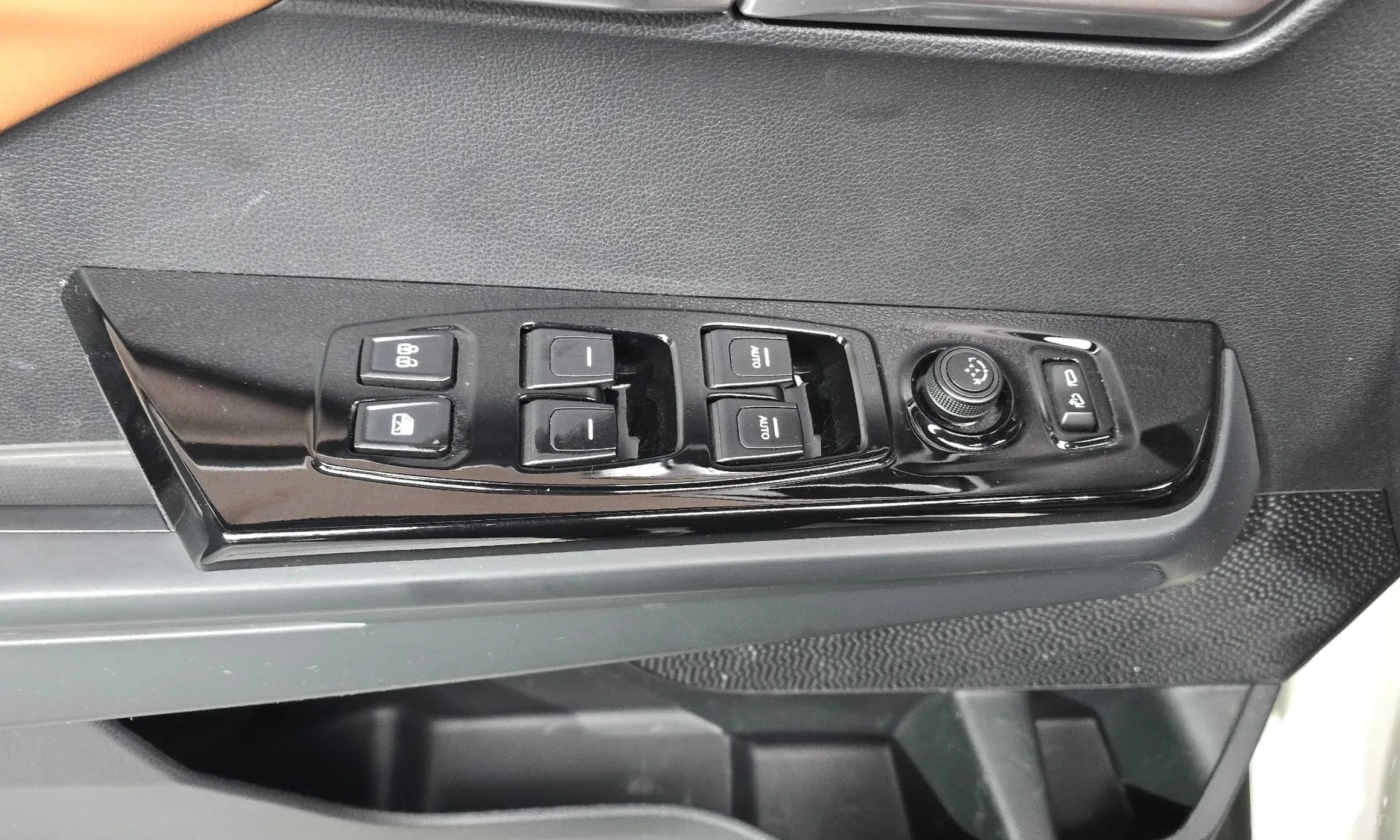 KG Mobility (SsangYong) Torres превью 19