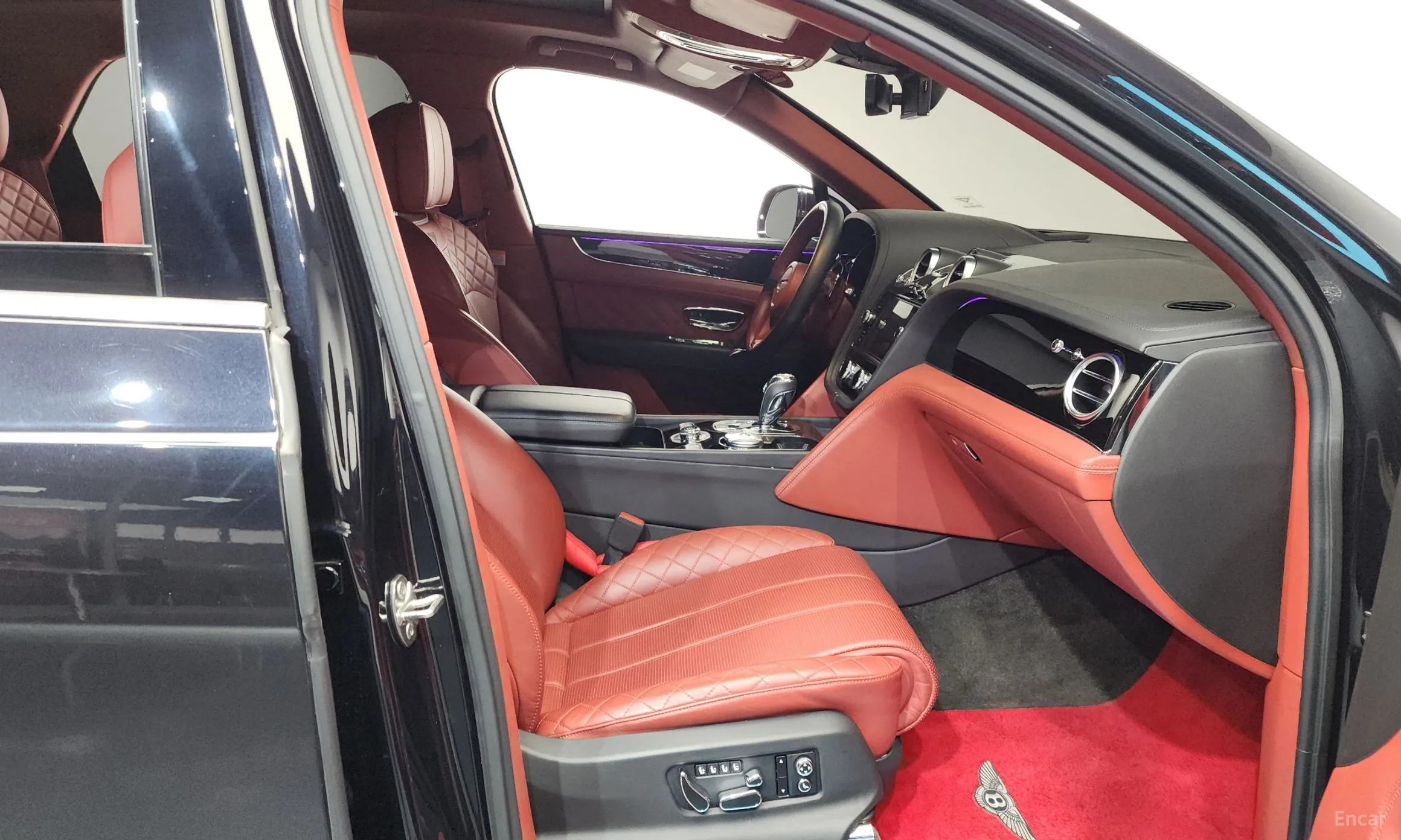 Bentley Bentayga превью 11