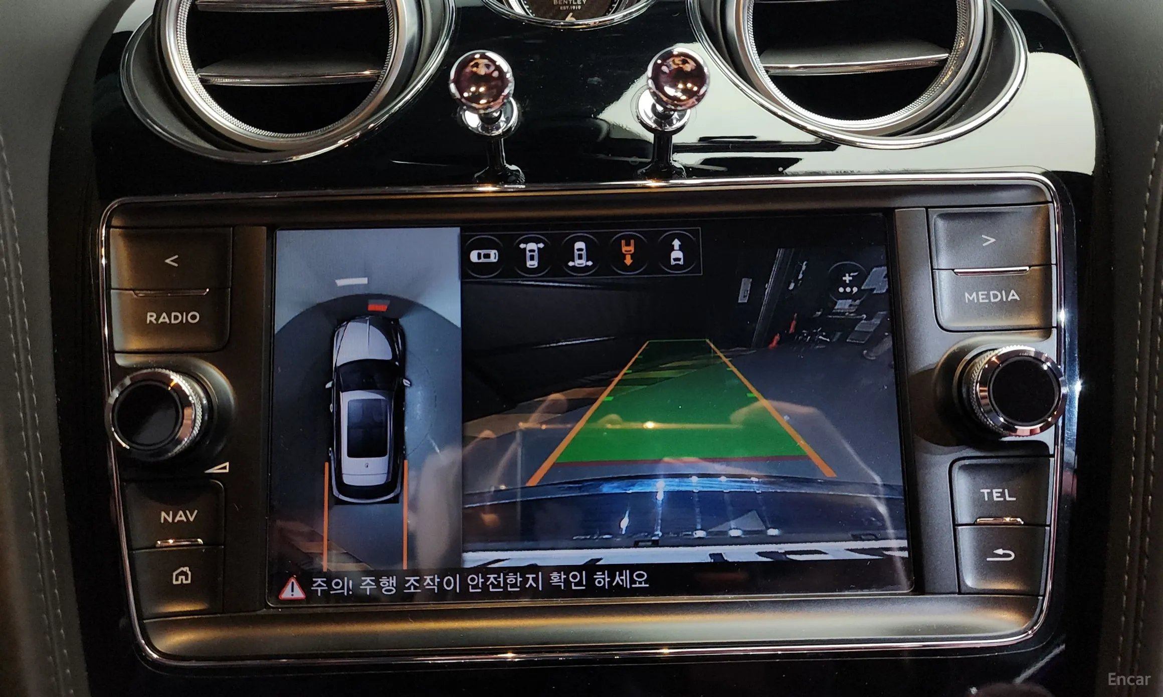 Bentley Bentayga превью 15
