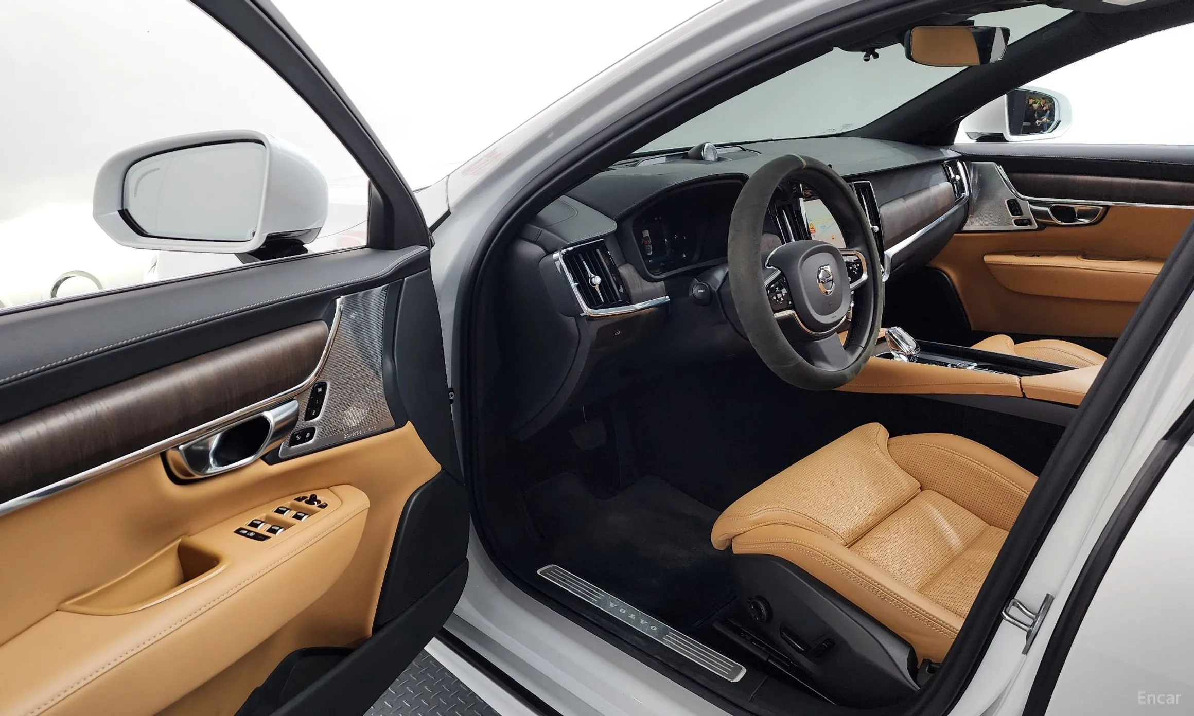 Volvo S90 превью 10