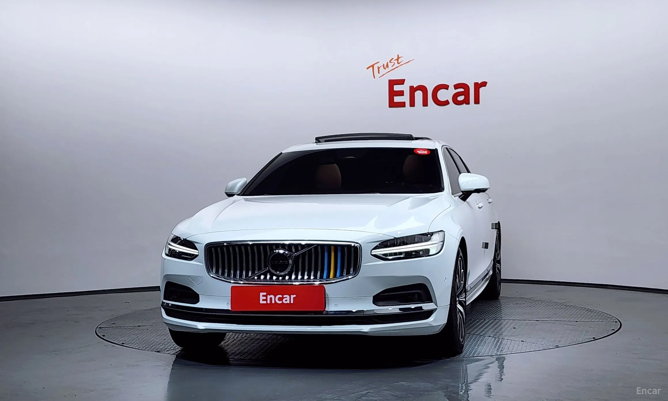 Volvo S90 превью 3