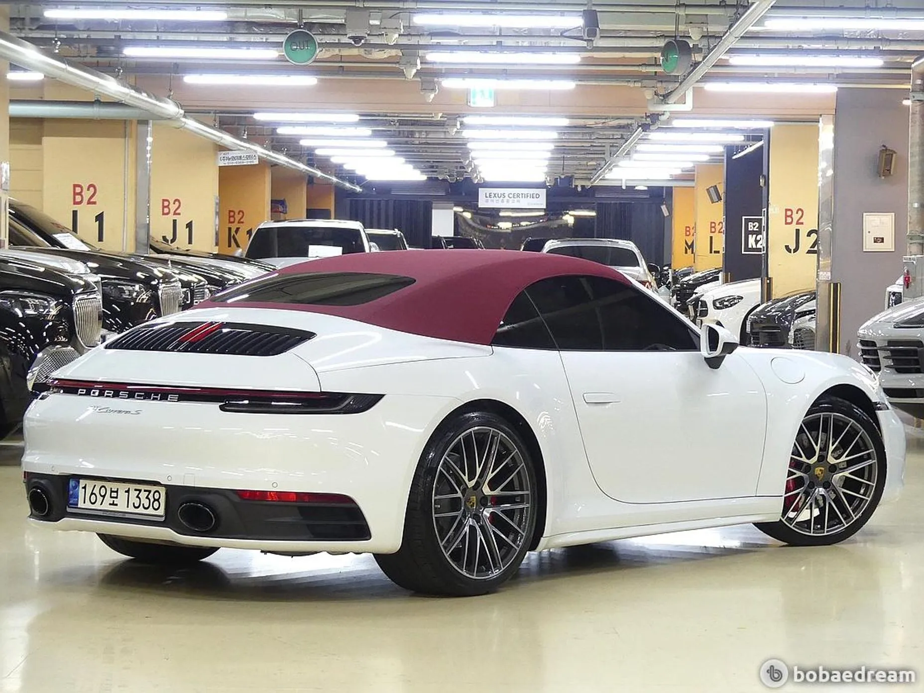 Porsche 911 (992) превью 3