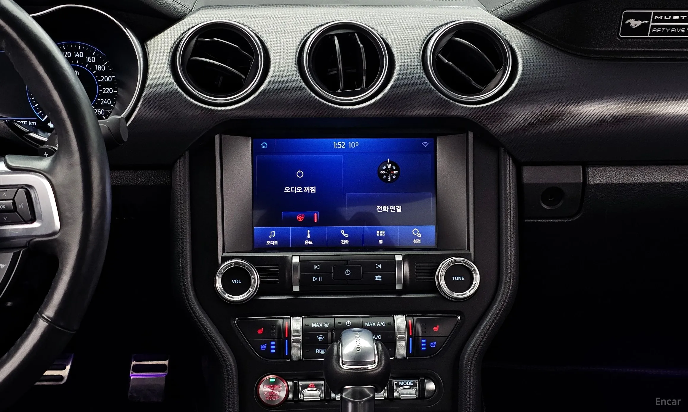 Ford Mustang превью 14