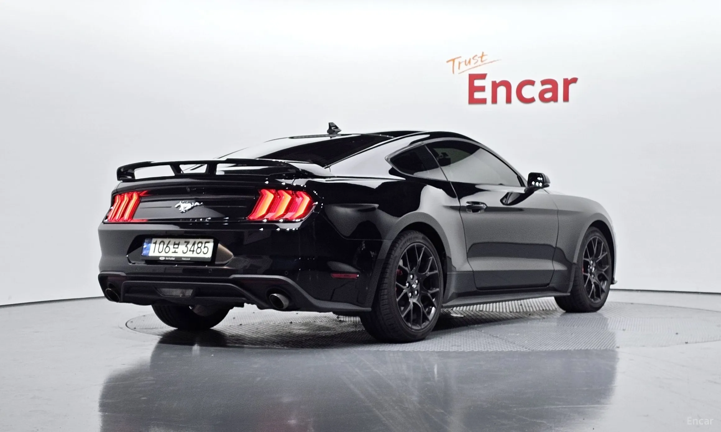 Ford Mustang превью 2