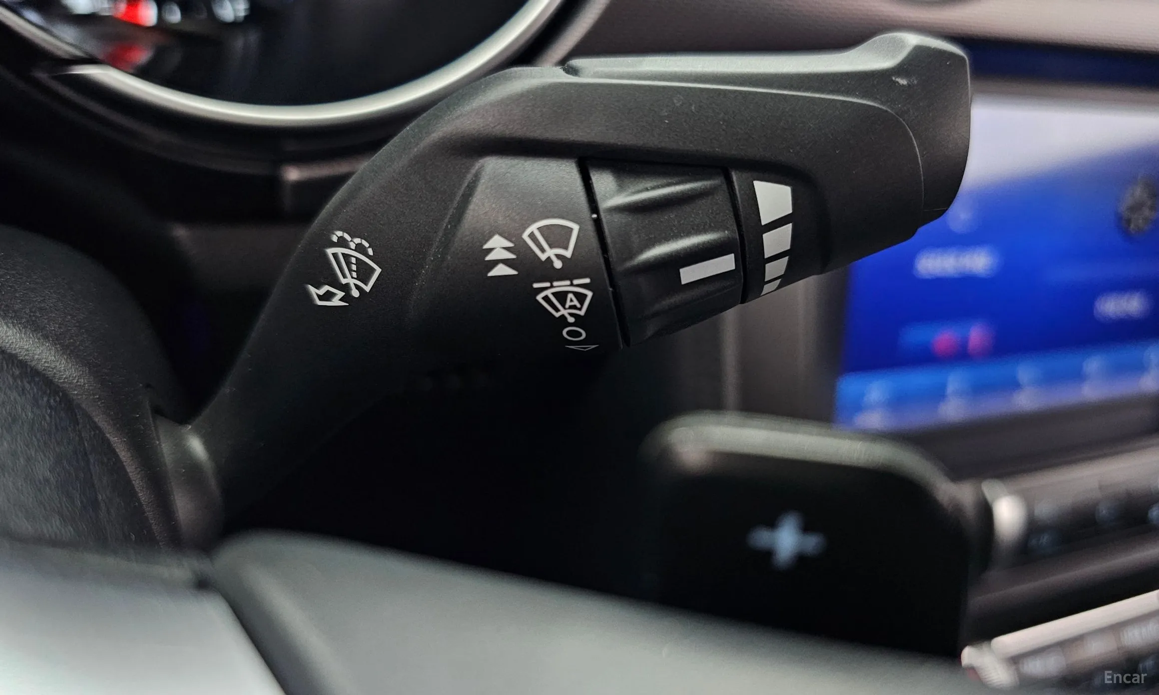 Ford Mustang превью 17