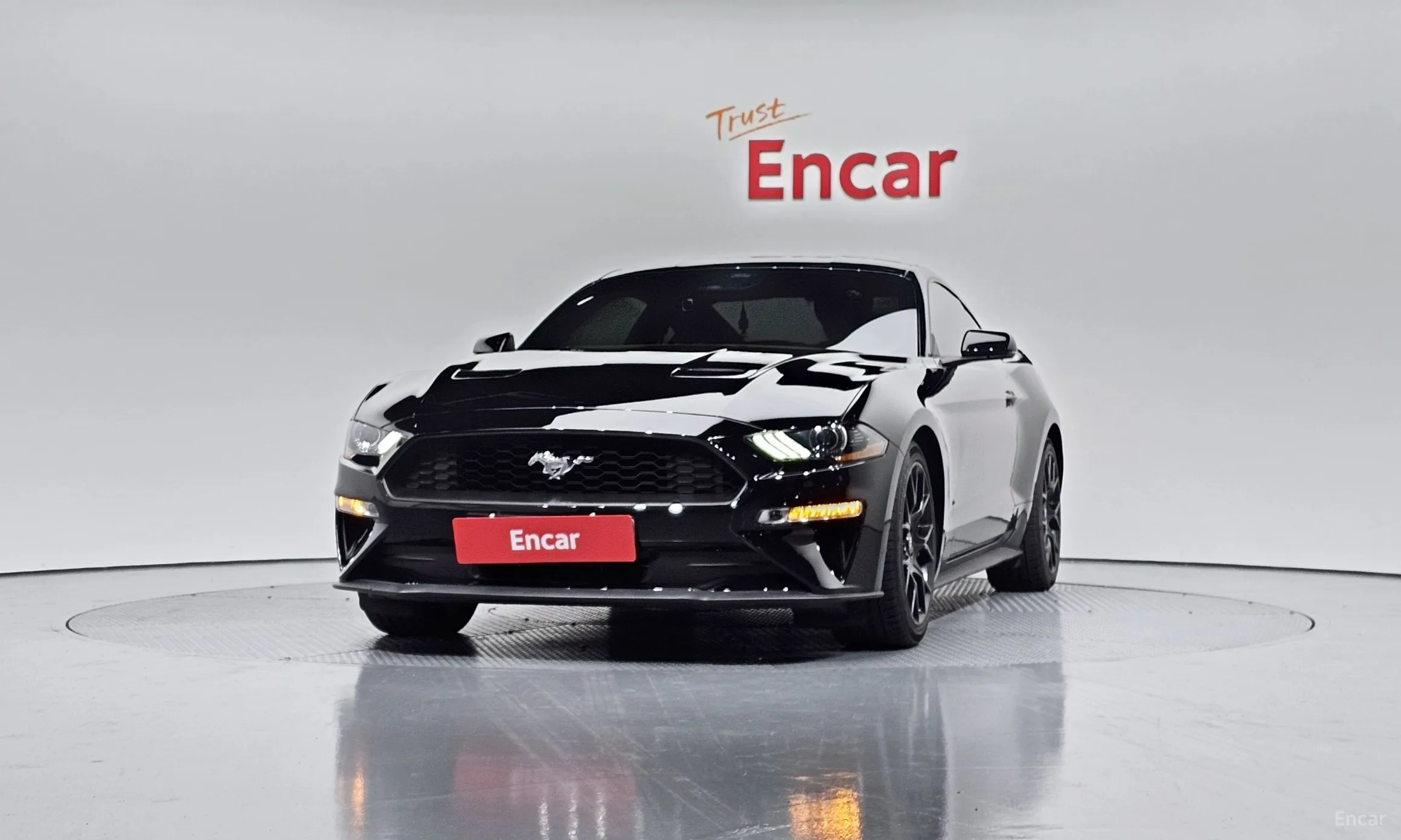 Ford Mustang превью 3