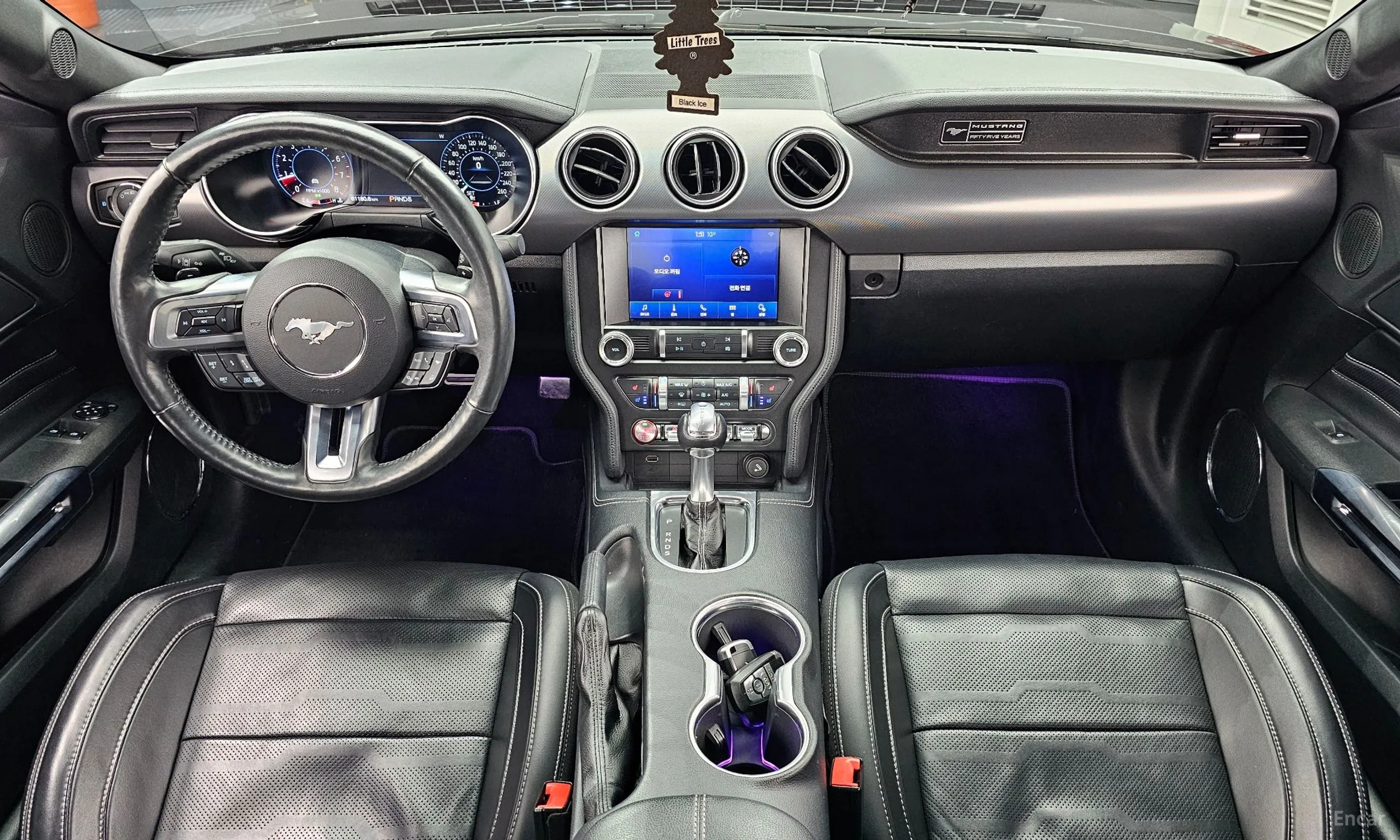 Ford Mustang превью 7