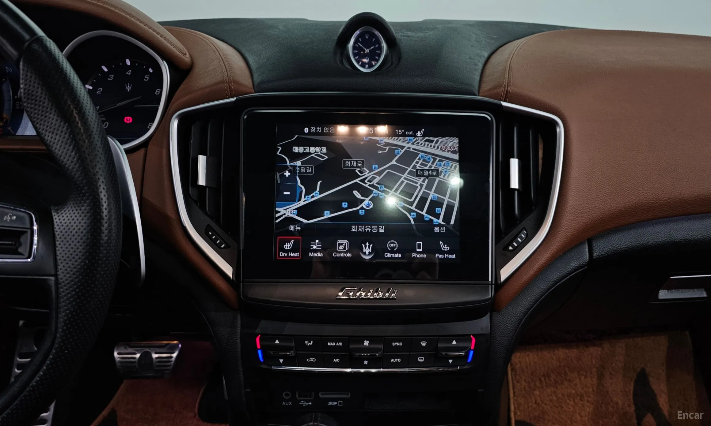 Maserati Ghibli превью 15