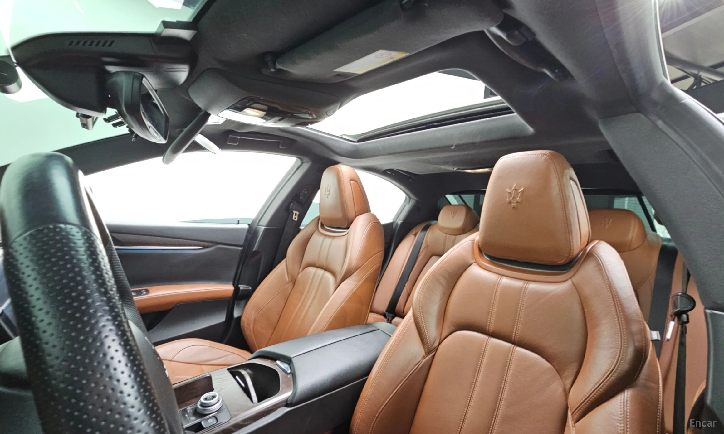 Maserati Ghibli превью 18