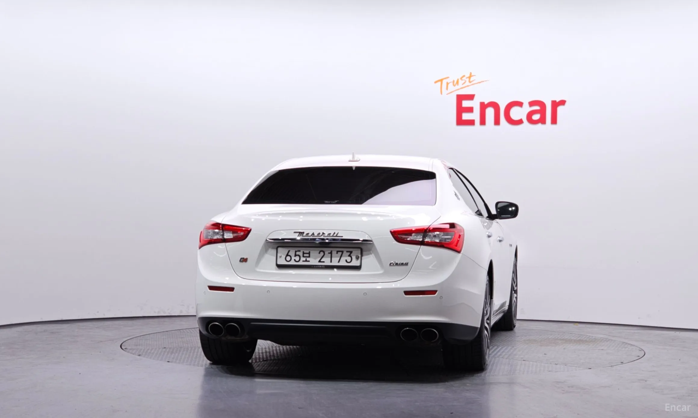 Maserati Ghibli превью 4