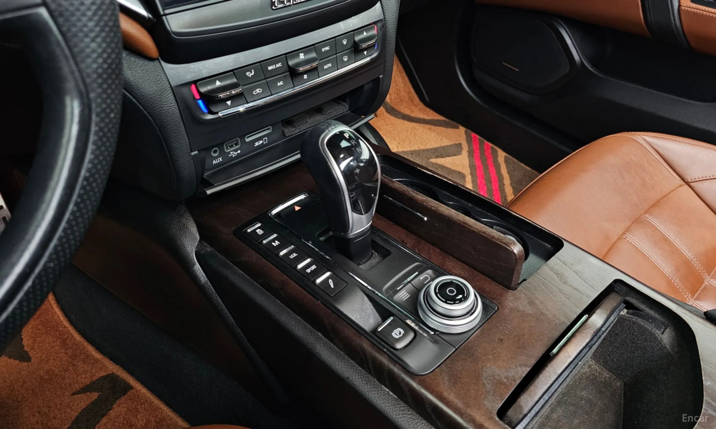 Maserati Ghibli превью 9