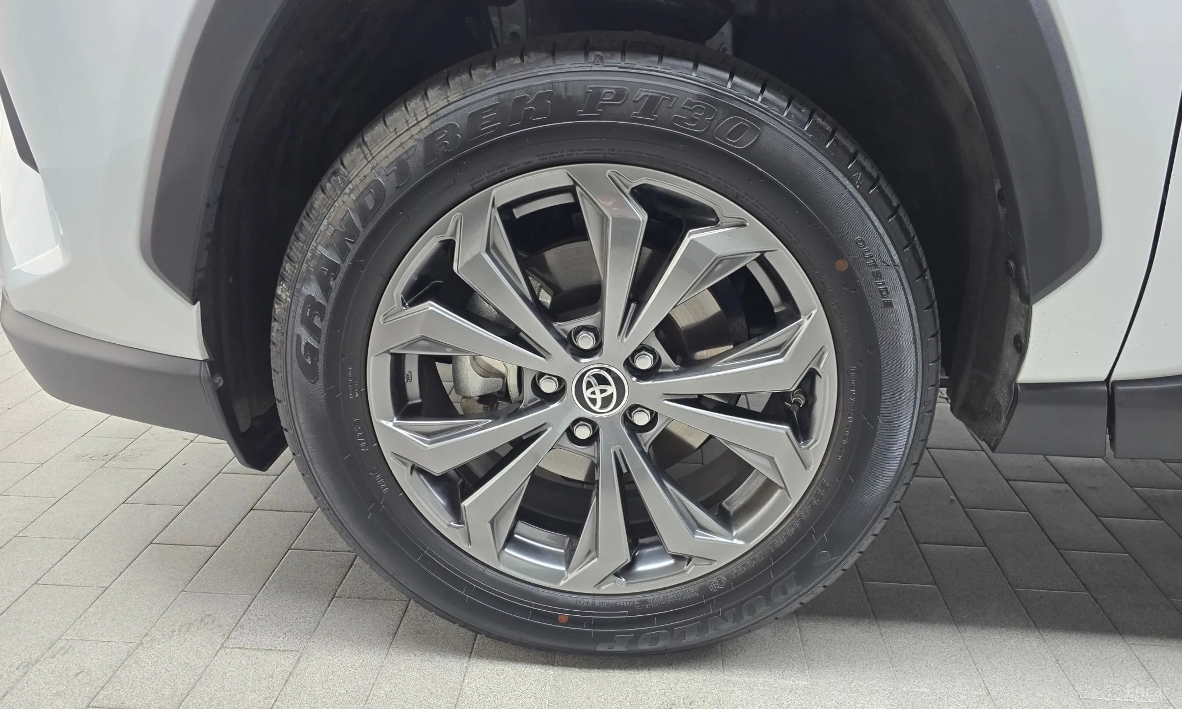 Toyota RAV4 5th Generation превью 5